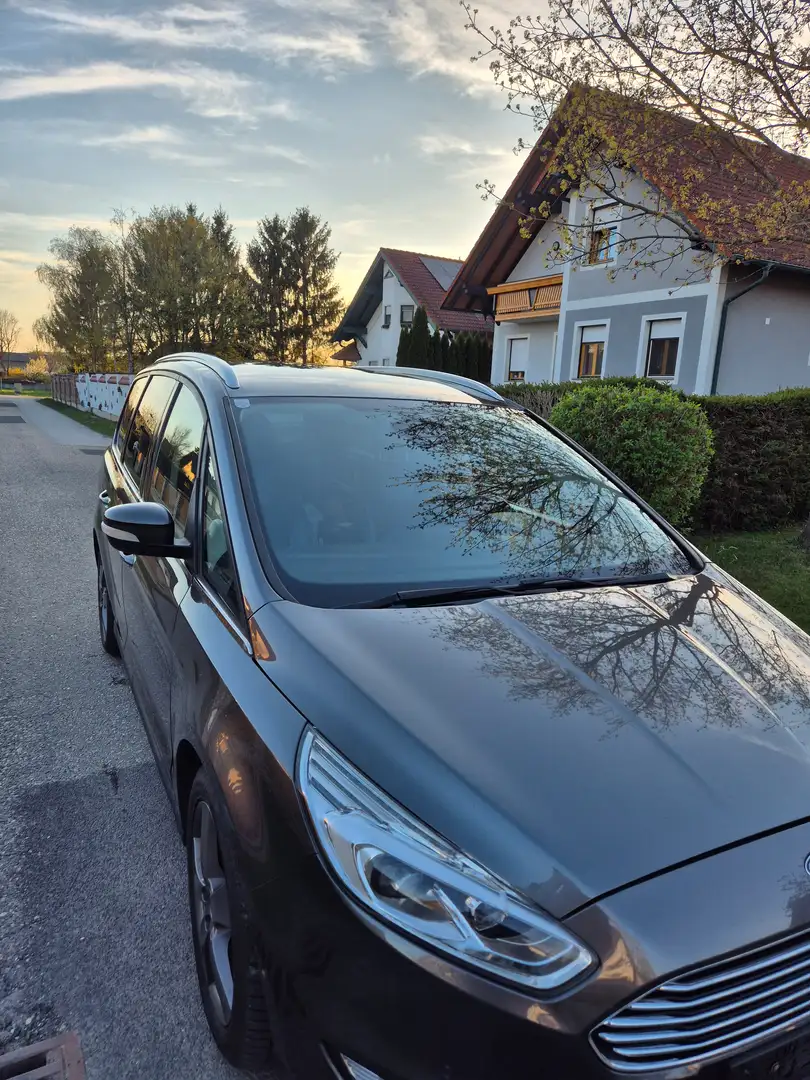 Ford Galaxy Galaxy 2,0 TDCi Titanium, Leder, 7 Sitze - Pickerl,  Zahnriemenservice und AHK neu,*TOP* Grau - 2