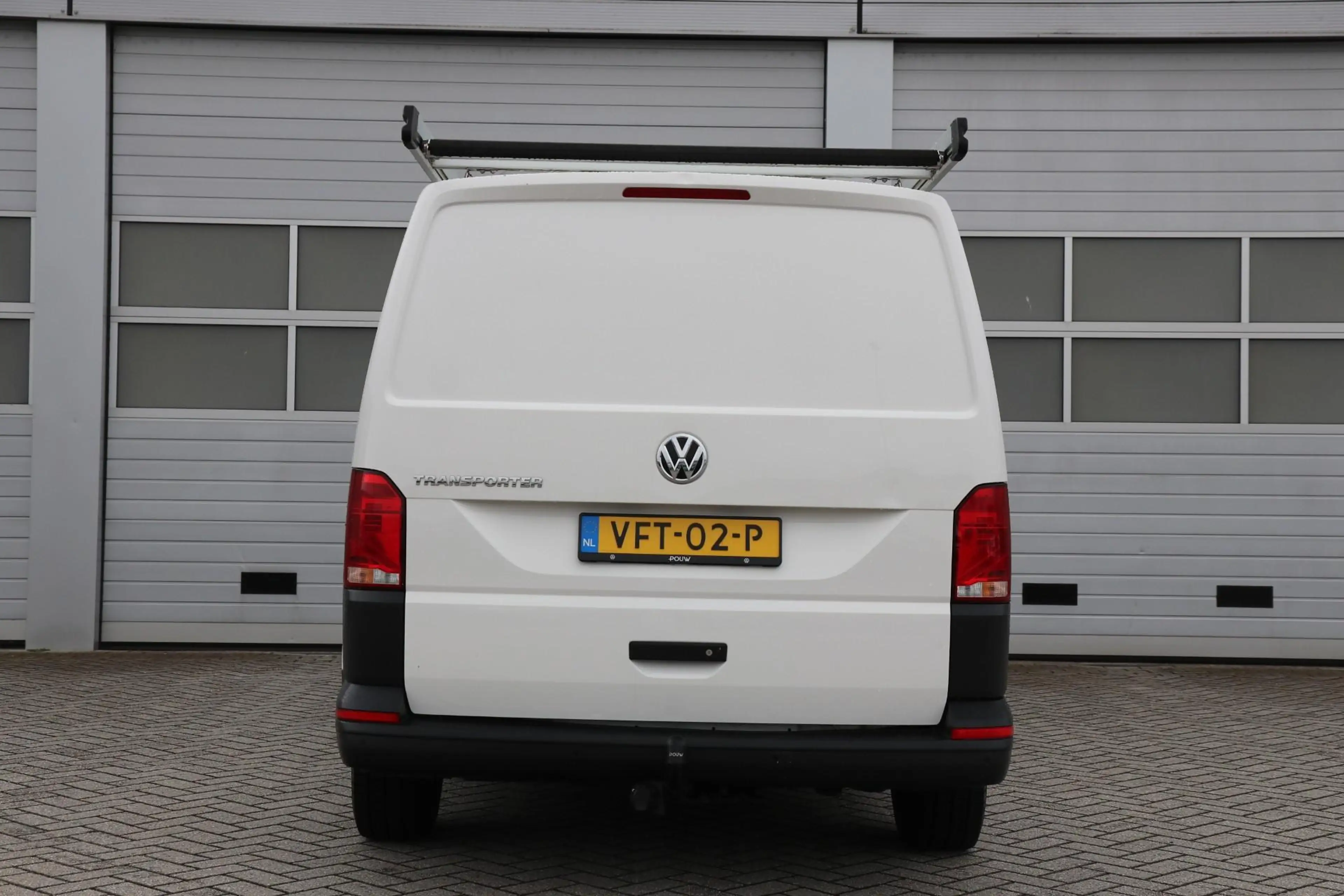 Volkswagen T6.1 Transporter 2.0 TDI 90pk L1H1 28 | Trekhaak  | Airco | Bluetoo — photo 15