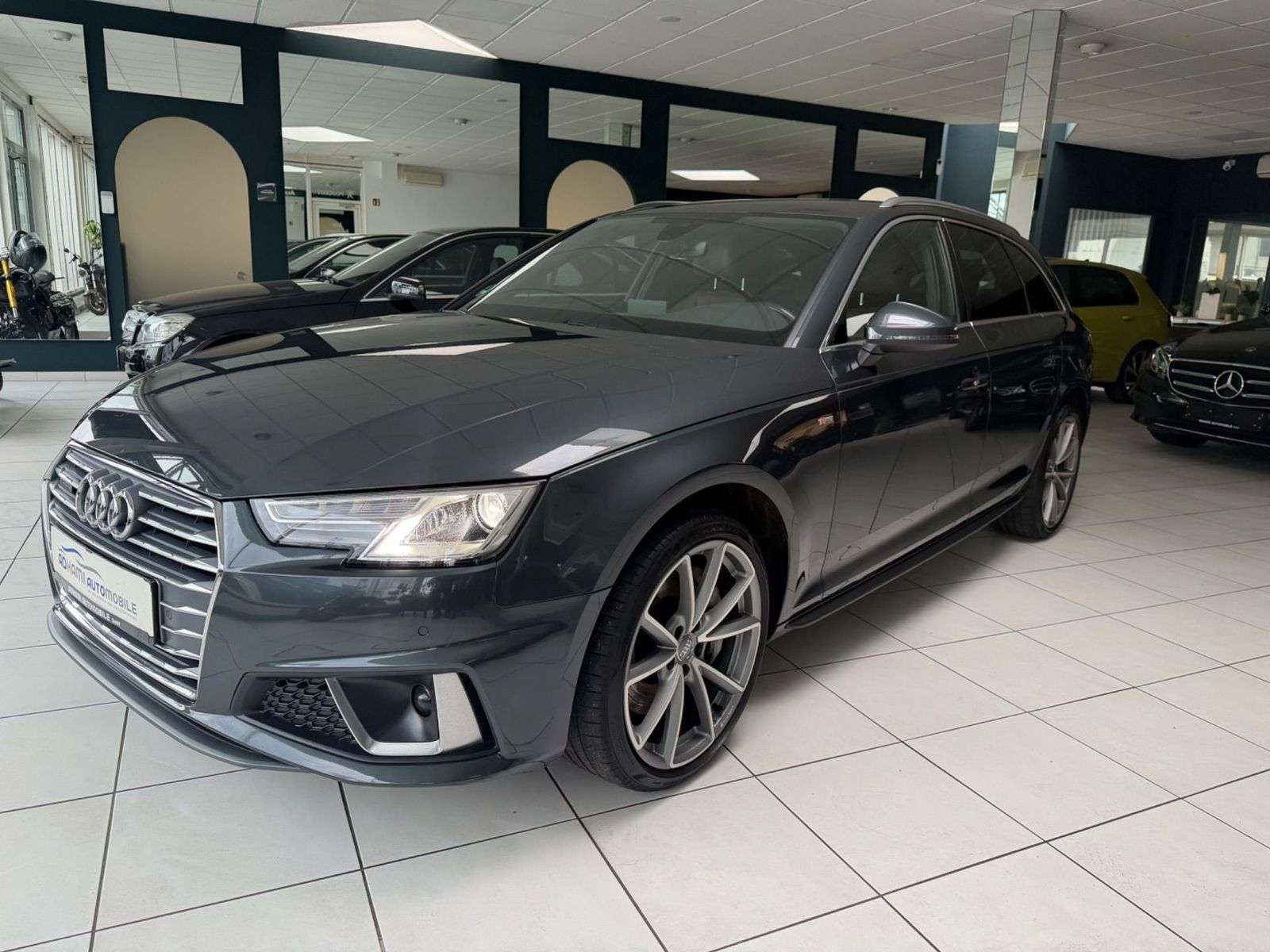 Second hand Audi A4 3.0