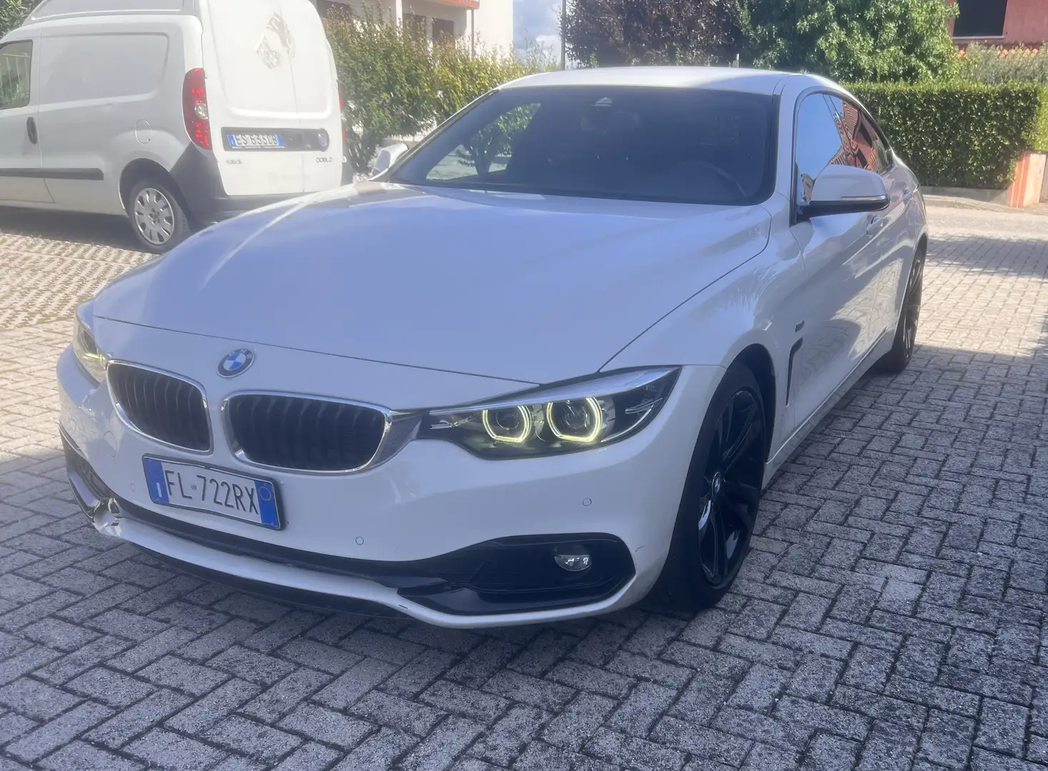 BMW 420 Serie 4 F36 2017 Gran Coupe 420d Gran Coupe sport Blanc - 1