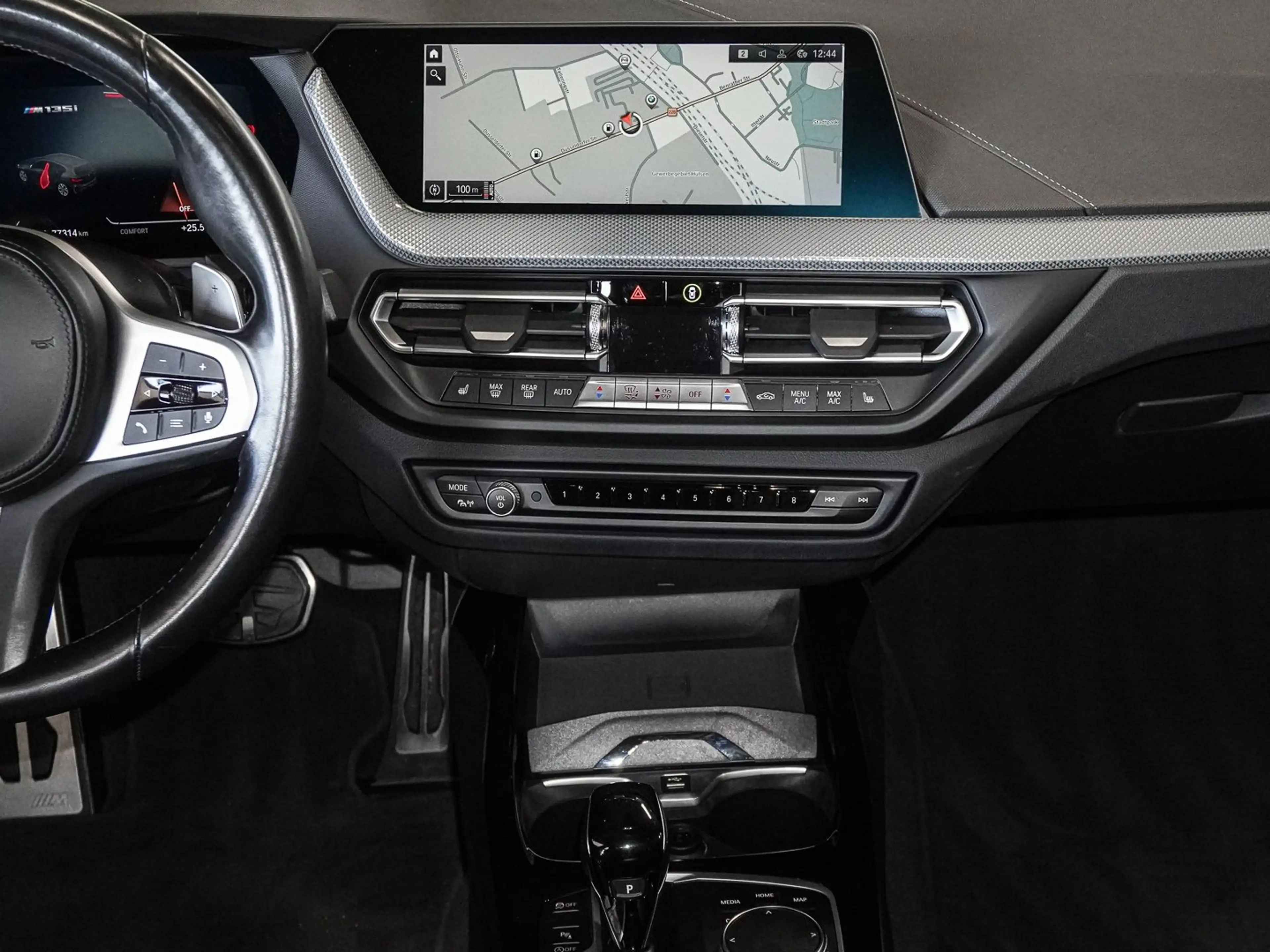 BMW 135 M135i xDrive A RFK NAVI LED Sound Syst. PDC V+H — photo 10