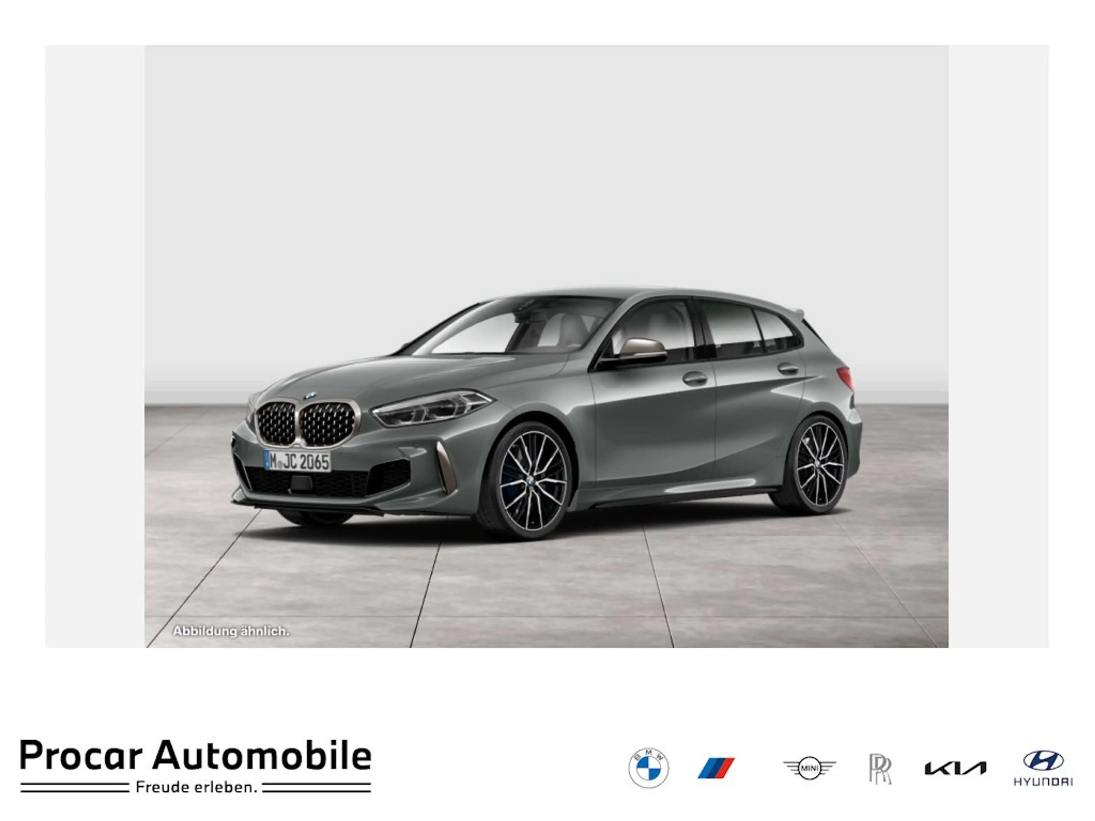 BMW 135 M135i xDrive A RFK NAVI LED Sound Syst. PDC V+H