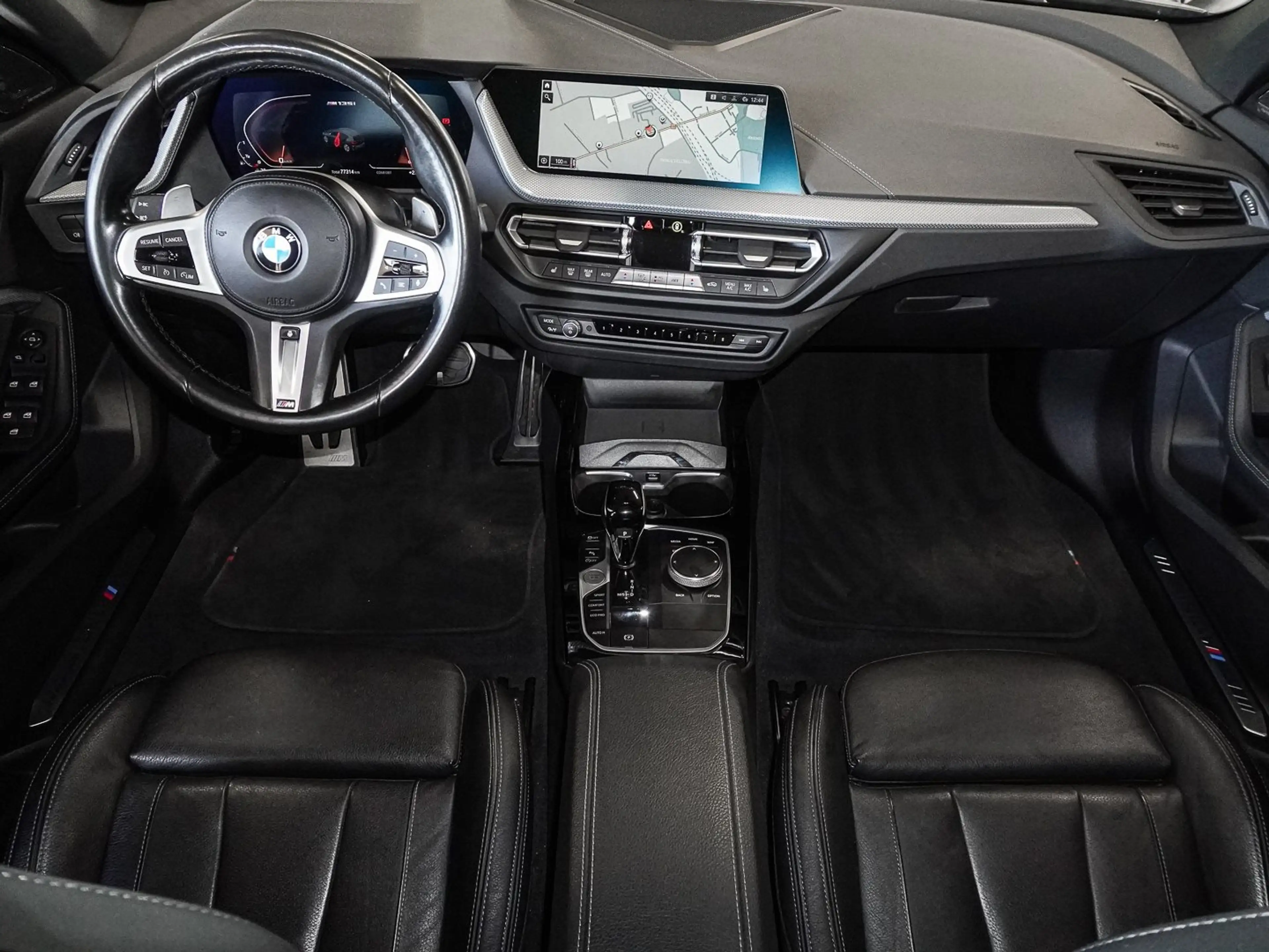 BMW 135 M135i xDrive A RFK NAVI LED Sound Syst. PDC V+H — photo 8