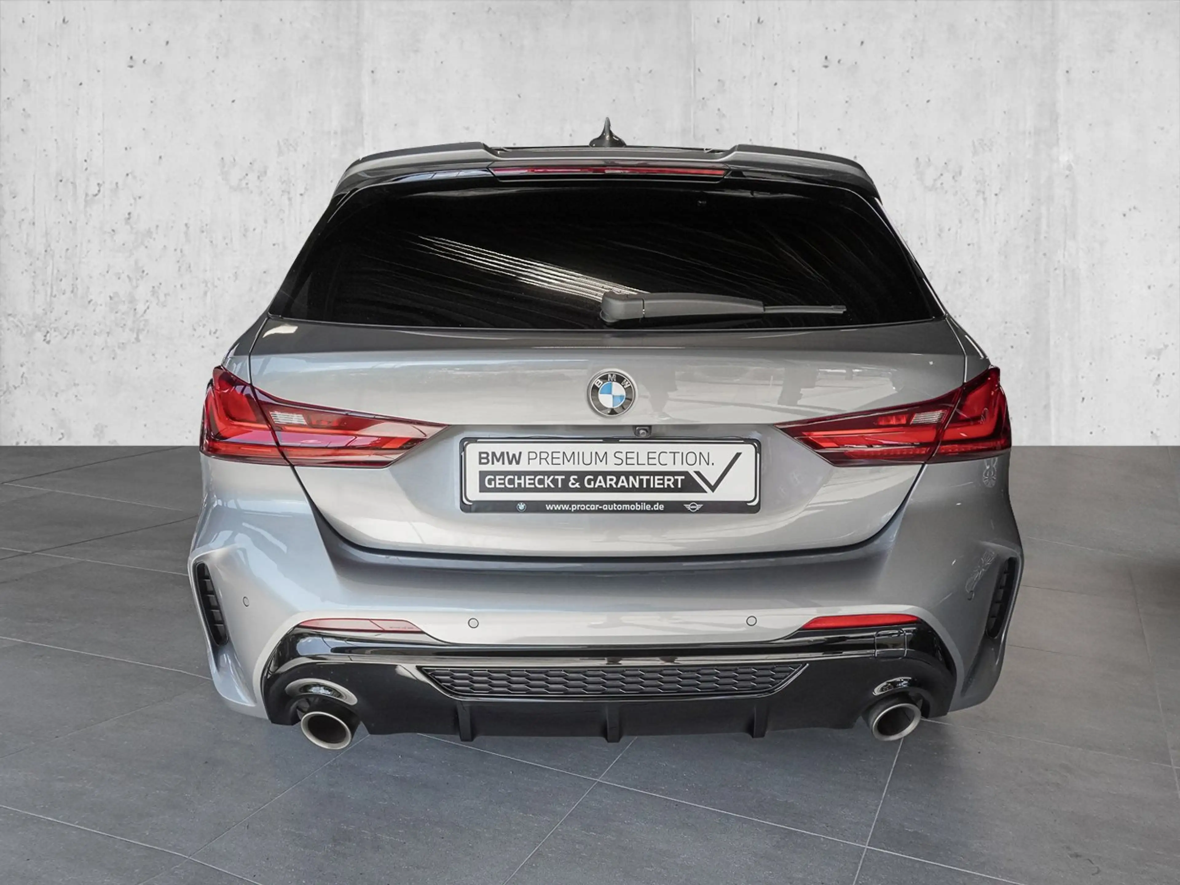 BMW 135 M135i xDrive A RFK NAVI LED Sound Syst. PDC V+H — photo 4
