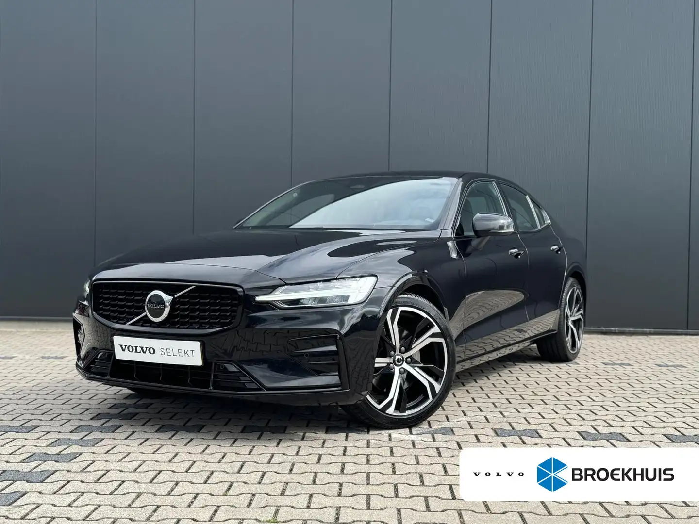 Volvo S60 2.0 B3 Plus Dark | Harman/Kardon | Sportstoelen | Negru - 1