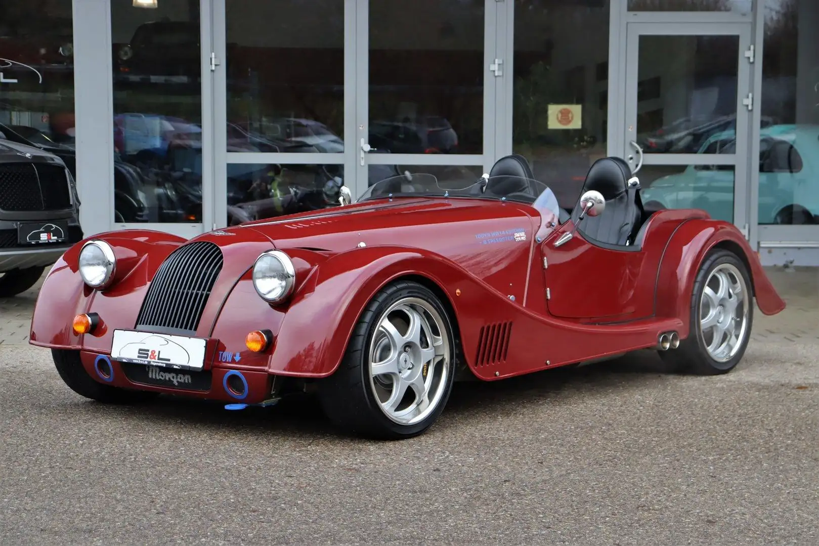 Morgan Plus 8 Speedster No. 33 of 60 / 1. Hand / 3000km Rot - 1