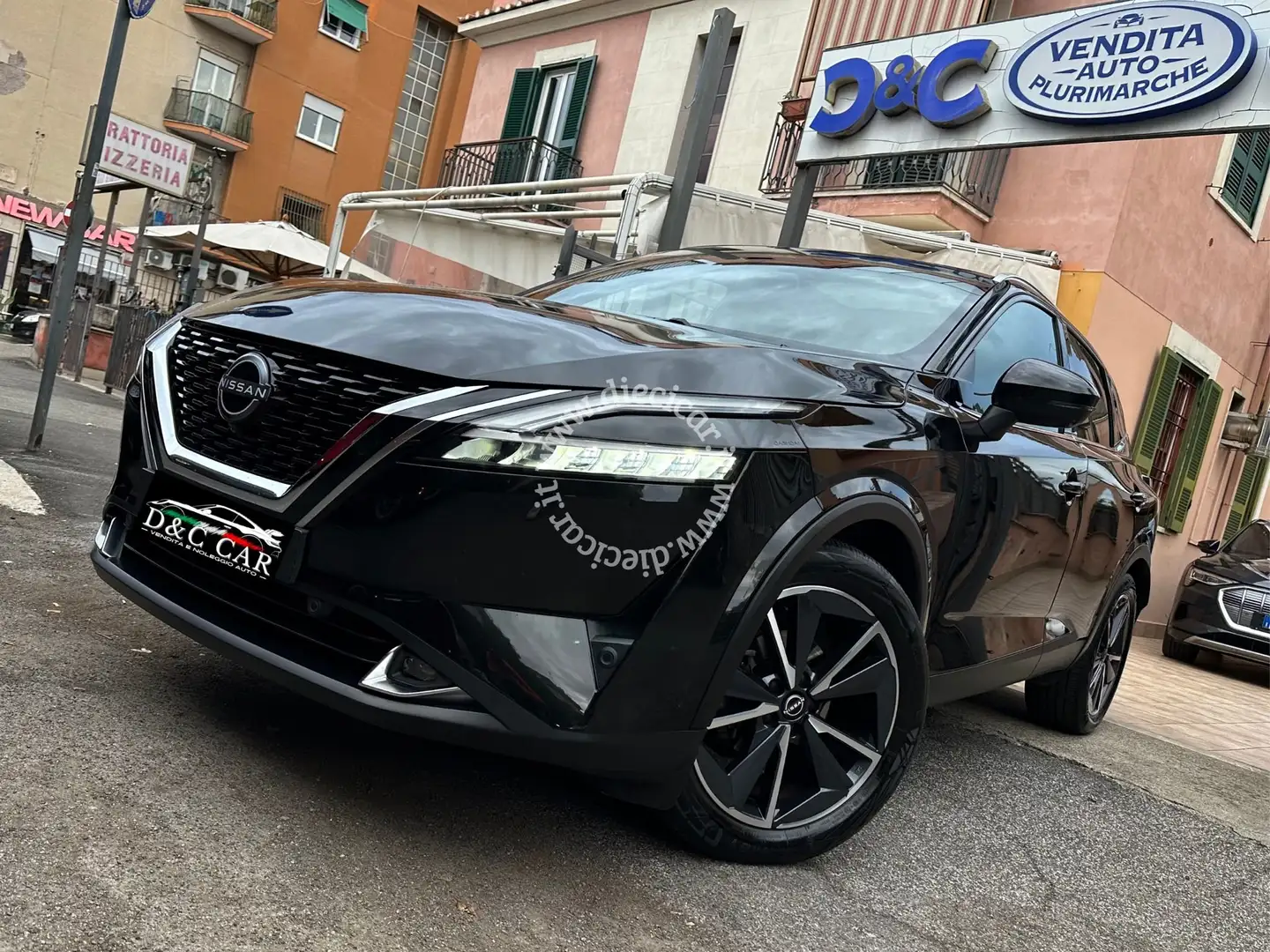 Nissan Qashqai Qashqai 1.3 hybrid Tekna 2wd 140cv PANORAMA UNIPRO Nero - 2