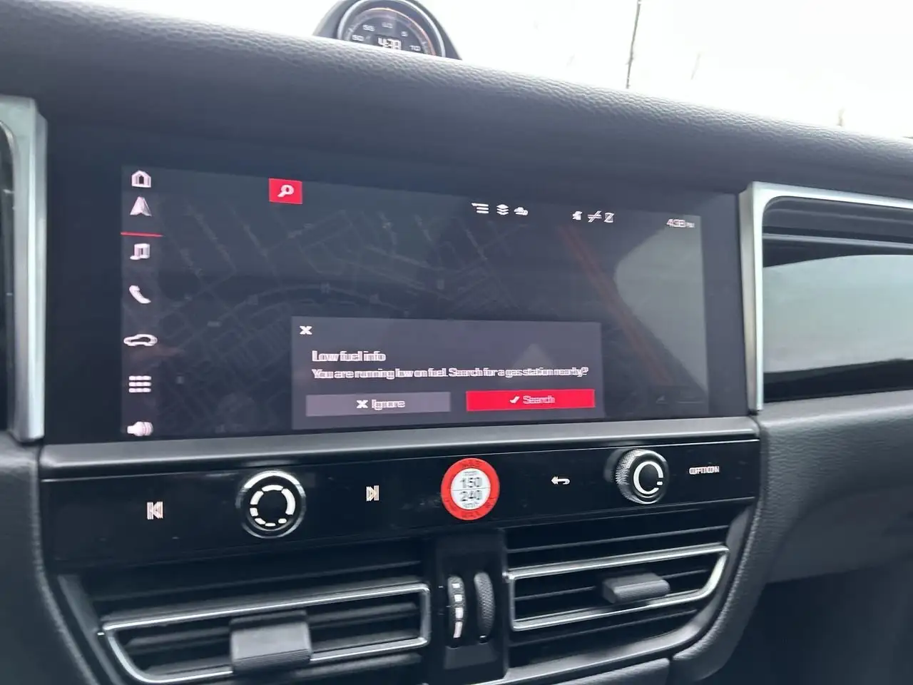 Porsche Macan снимка Porsche Macan