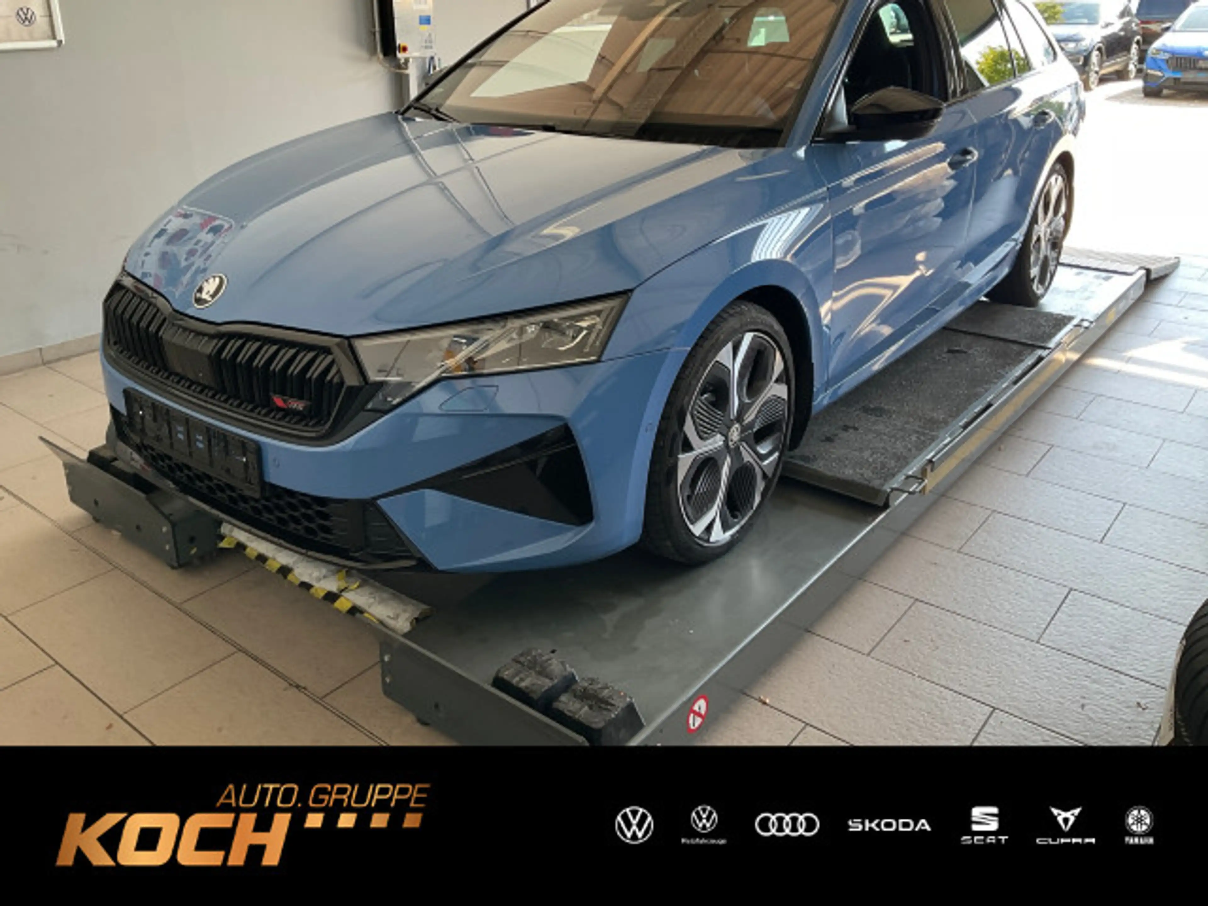 Skoda Octavia 2.0 TSI RS Navi LED AHK Kamera Pano