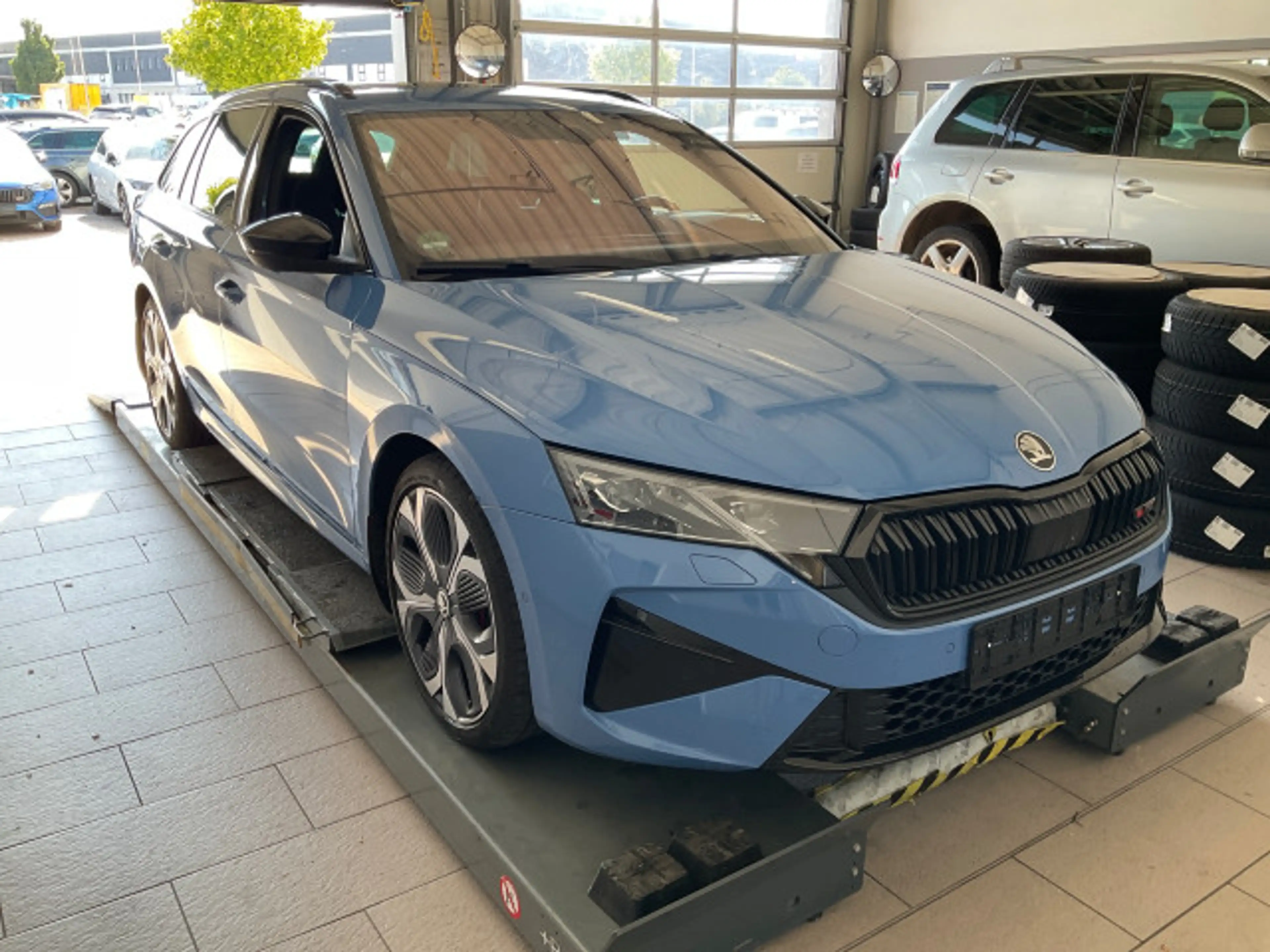 Skoda Octavia 2.0 TSI RS Navi LED AHK Kamera Pano — photo 3