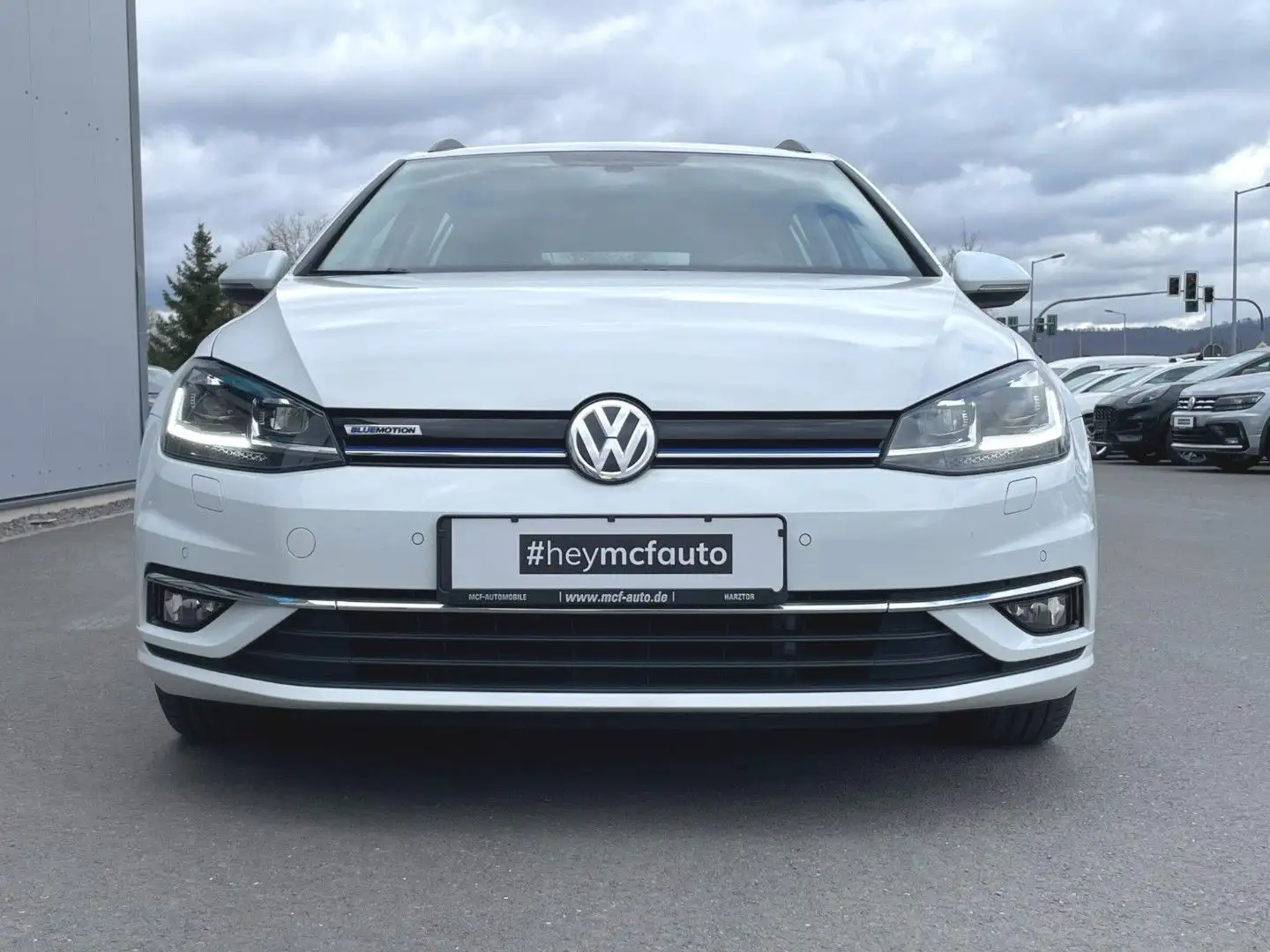 Volkswagen Golf Variant 1.5 TGI DSG Comfortline LED*APP*ACC Weiß - 2