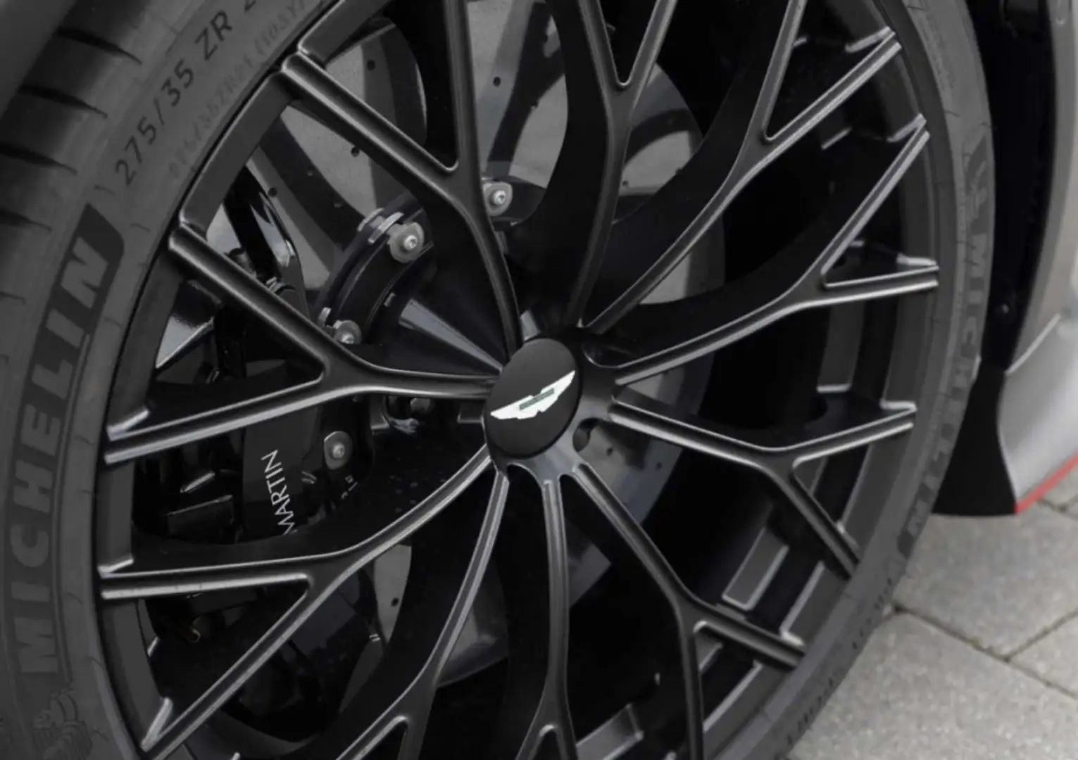 Aston Martin Vantage Descapotable Automático de 2 Puertas Black - 1
