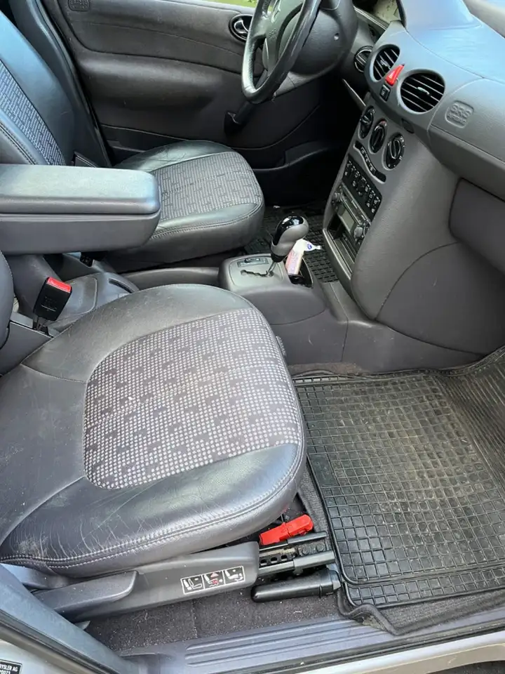 Mercedes-Benz A 170 CDI AVANTGARDE, foto 3