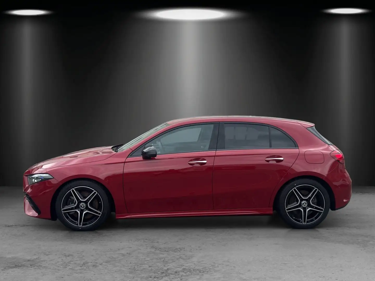 Mercedes-Benz A 250 A250 4M AMG Prem DISTR Memo MLED KeyGo Night DWA Rot - 2