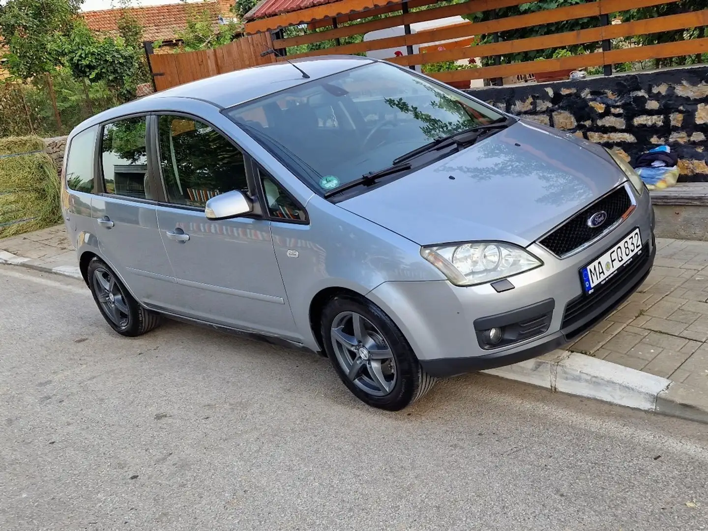 Ford C-Max 2.0 TDCi DPF Ghia - 1