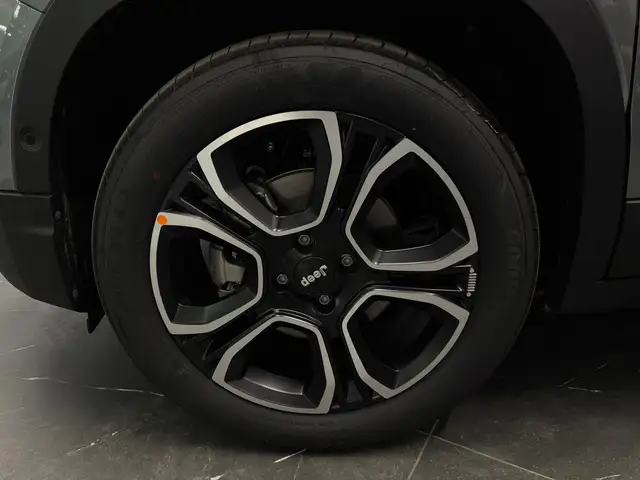 Jeep Avenger view 14