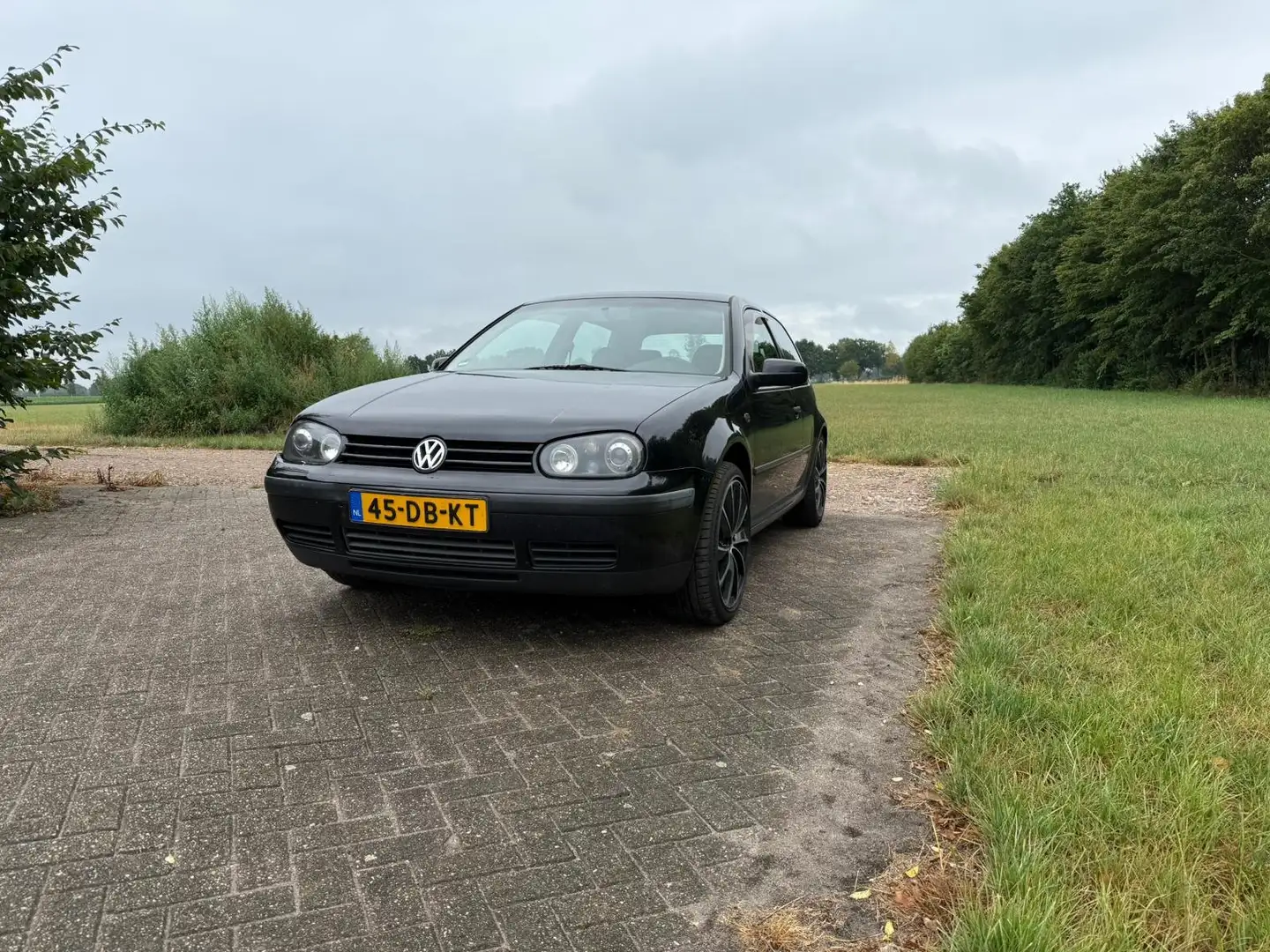 Volkswagen Golf Golf 1.8-5V Comfortline Zwart - 1