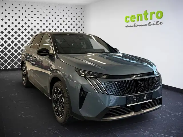 Peugeot 3008 view 4