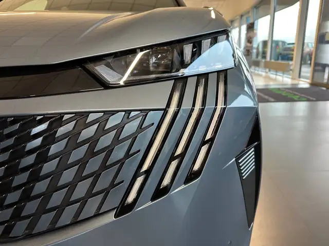 Peugeot 3008 view 12