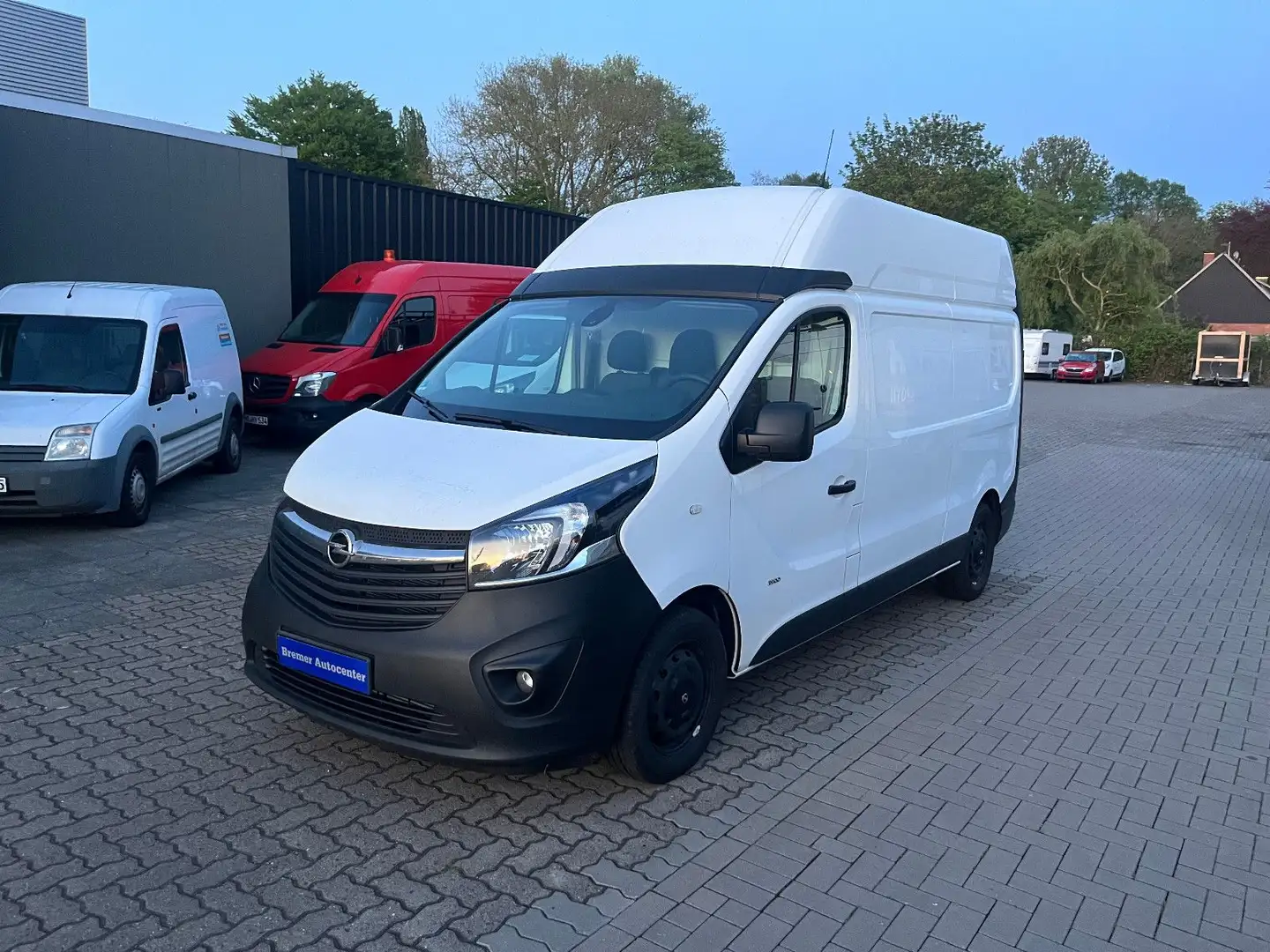 Opel Vivaro1,6 D,Klima,L2H2,1.Hd,Sitzheiz,IR,eFh,ESP Weiß - 1