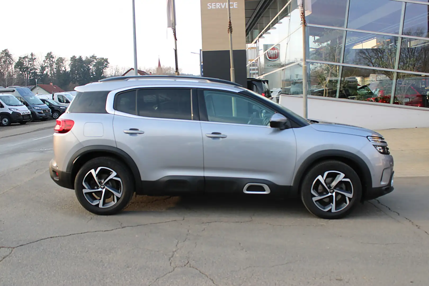 Citroen C5 Aircross BlueHDI 130 S&S Feel Silber - 1