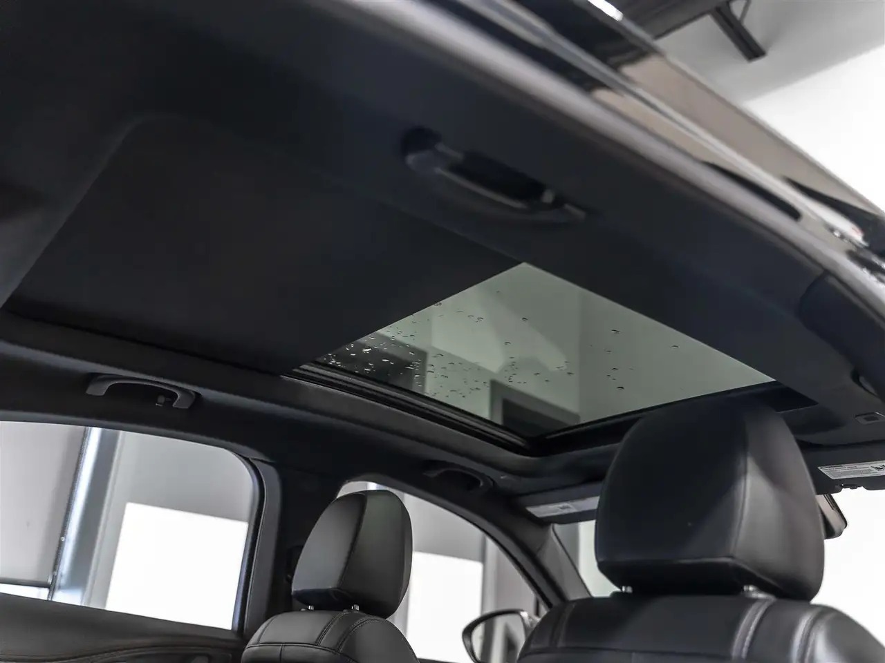 Alfa Romeo Stelvio снимка Alfa Romeo Stelvio