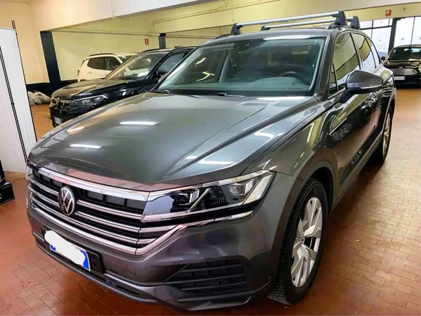 Volkswagen Touareg 3.0 V6 tdi Eleg 231cv tiptronic PREZZO REALE Grigio - 2