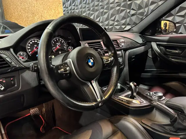 BMW M3 view 9