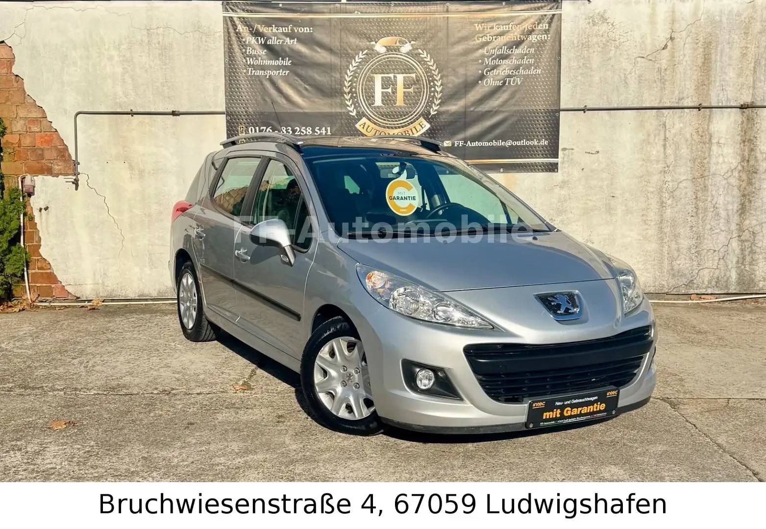 Peugeot 207 SW *Premium*95 VTi * Panorama* Silber - 2