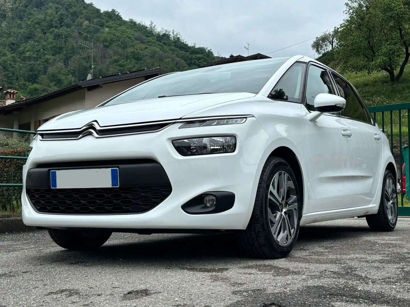 Citroen C4 Picasso 1.2  SERVICE BOOK Blanc - 1