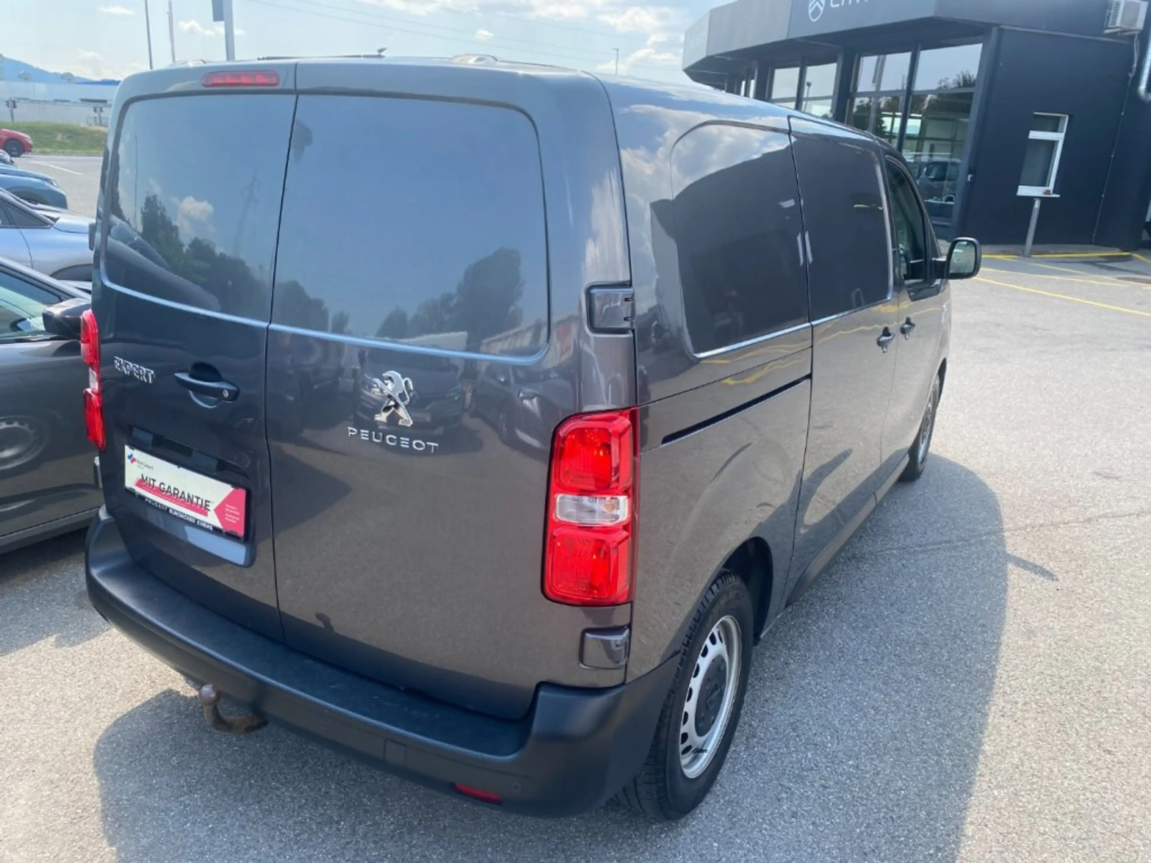 Peugeot Expert Premium L2 BHDI120 — photo 4