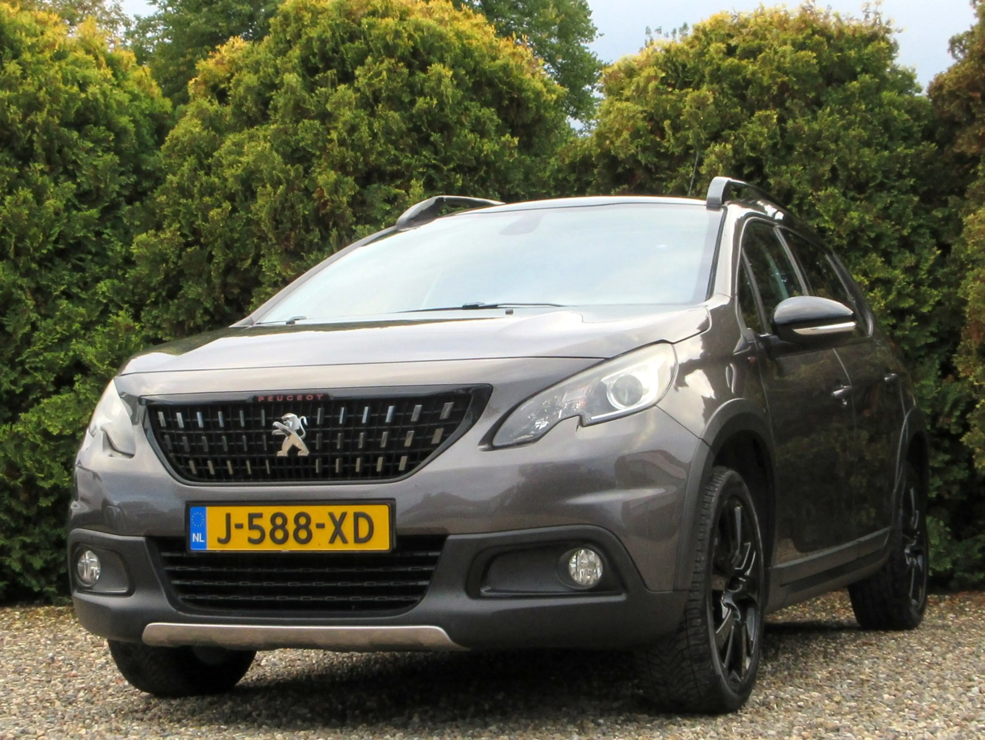 Peugeot 2008 1.2 PureTech GT-line * Navi * Pano * Carplay * — photo 4