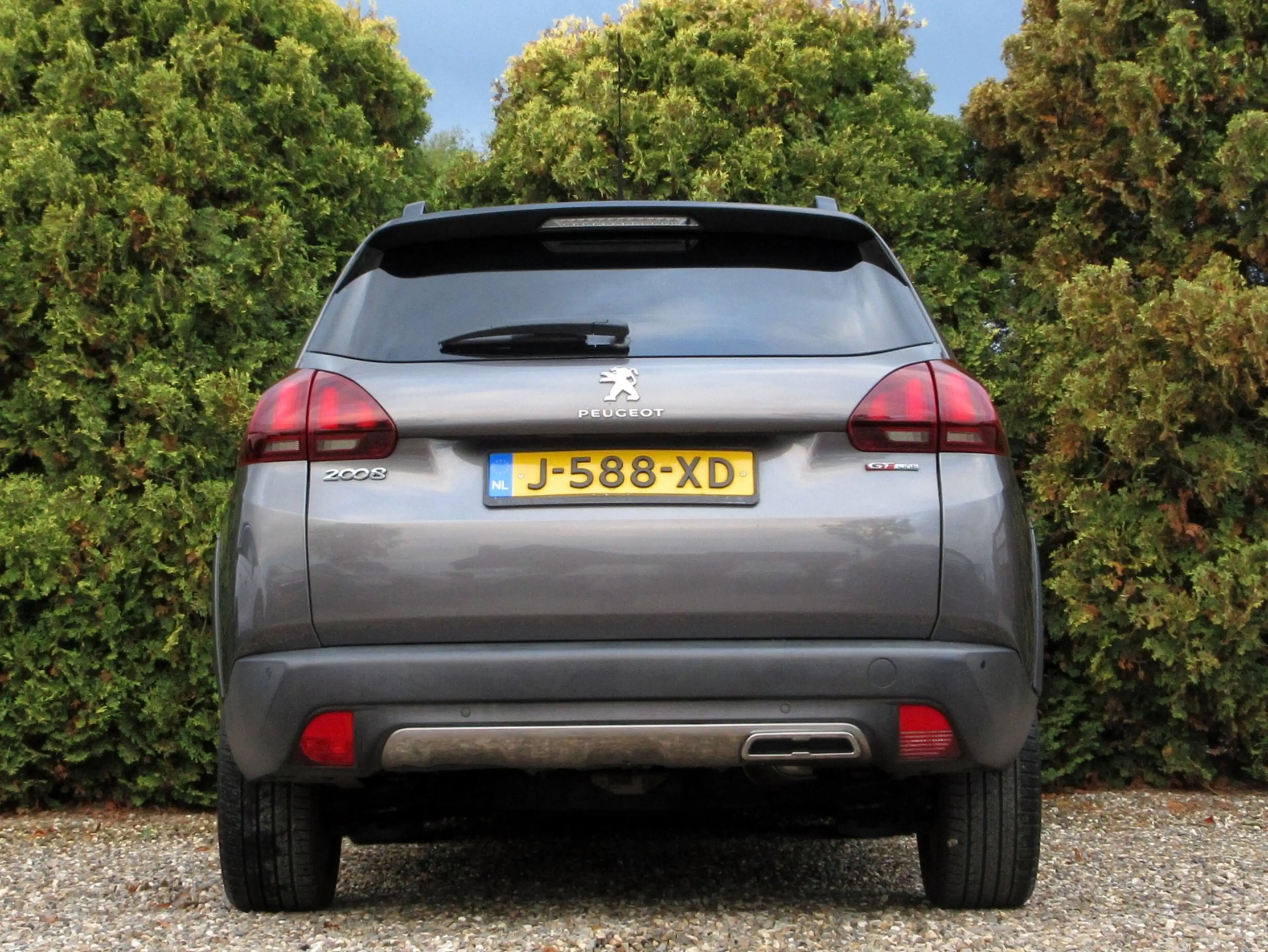 Peugeot 2008 1.2 PureTech GT-line * Navi * Pano * Carplay * — photo 6