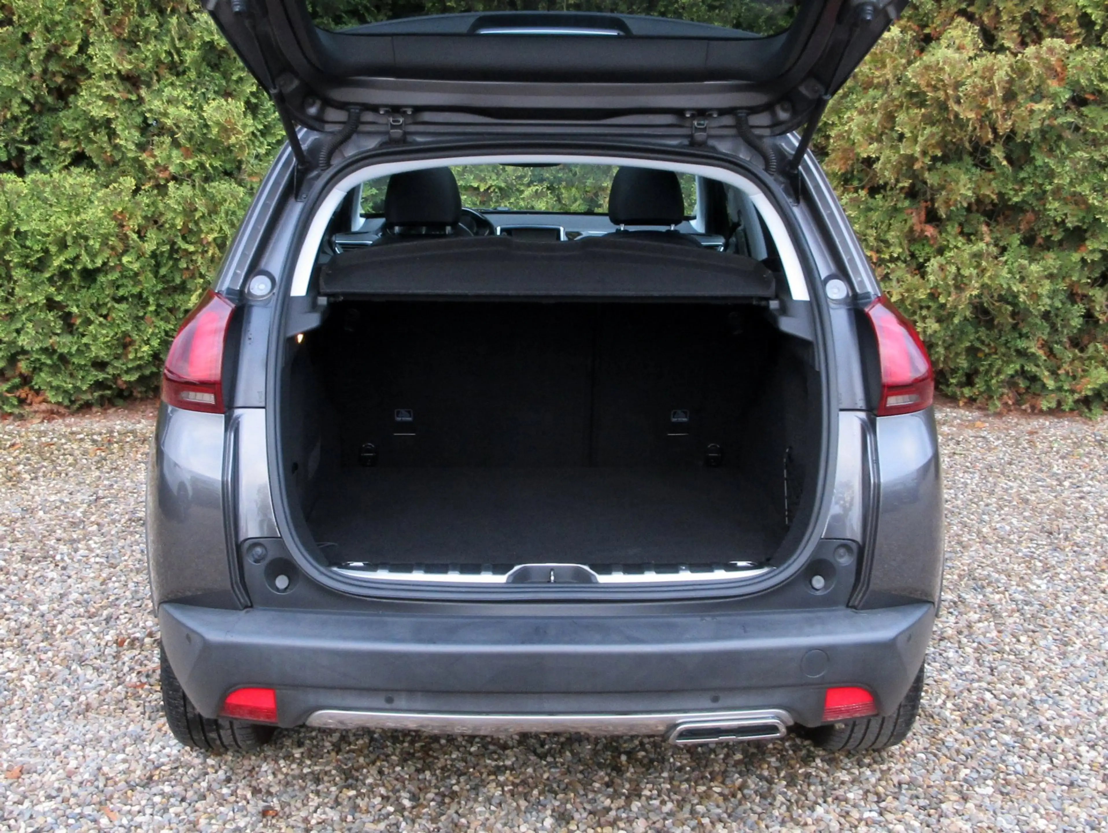 Peugeot 2008 1.2 PureTech GT-line * Navi * Pano * Carplay * — photo 8
