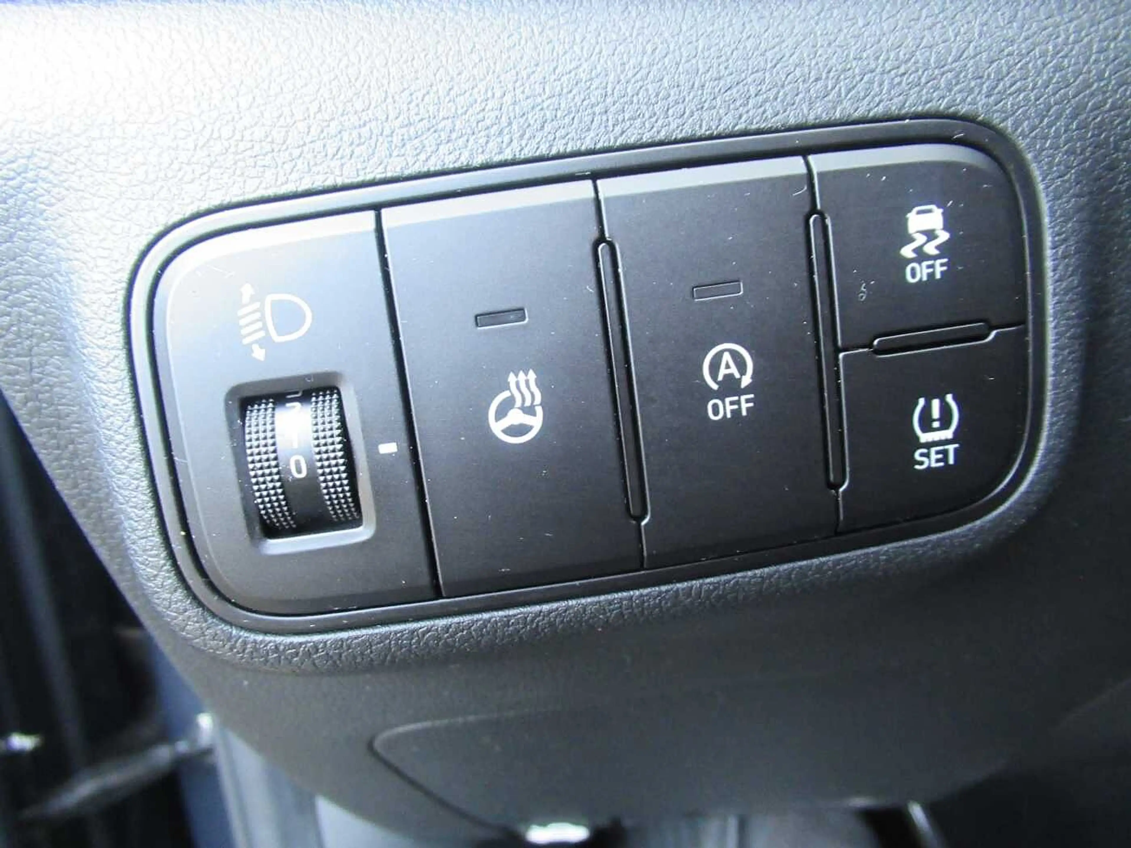 Hyundai i20 blue 1.2 Pure — photo 12