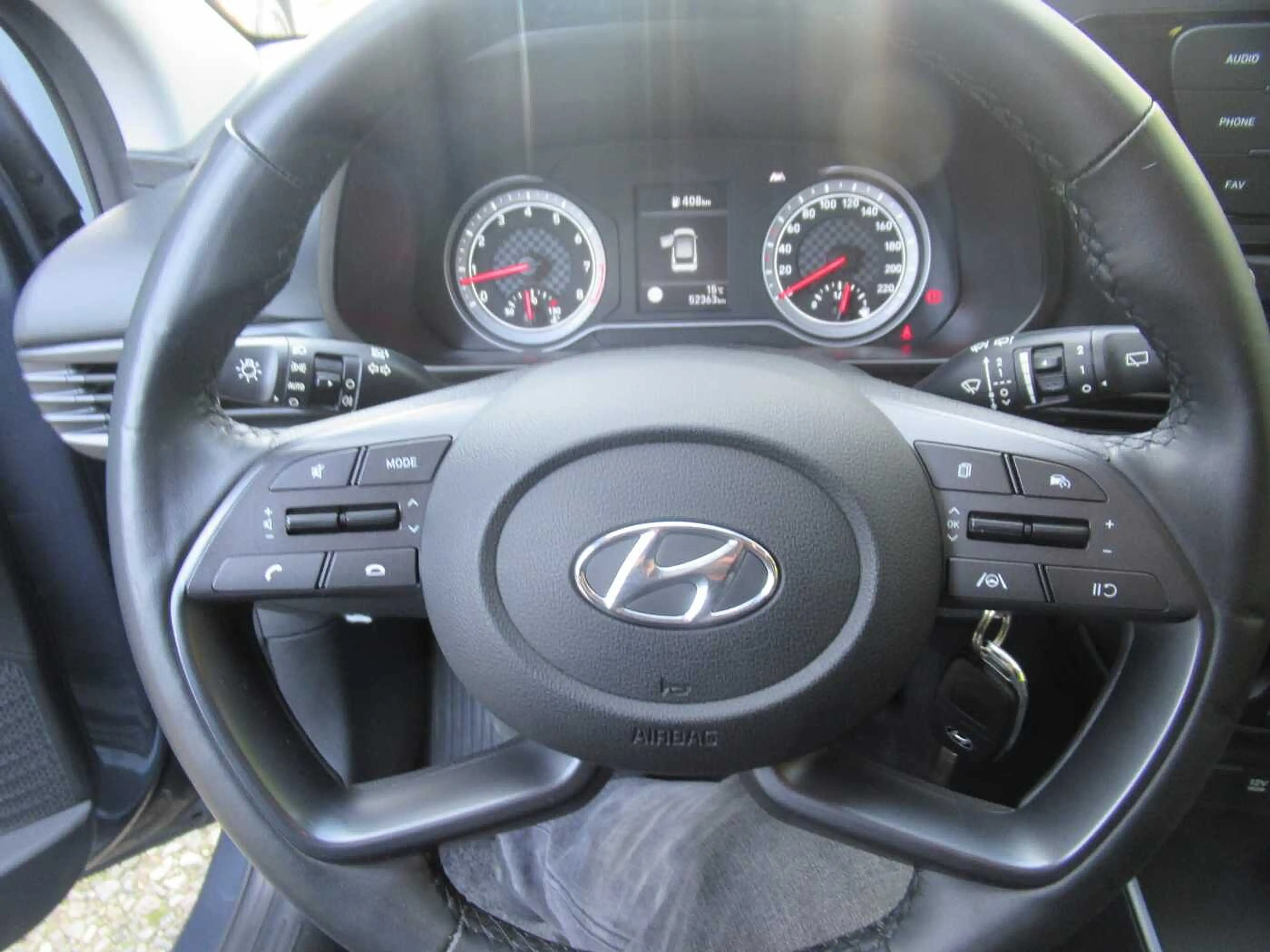 Hyundai i20 blue 1.2 Pure — photo 13