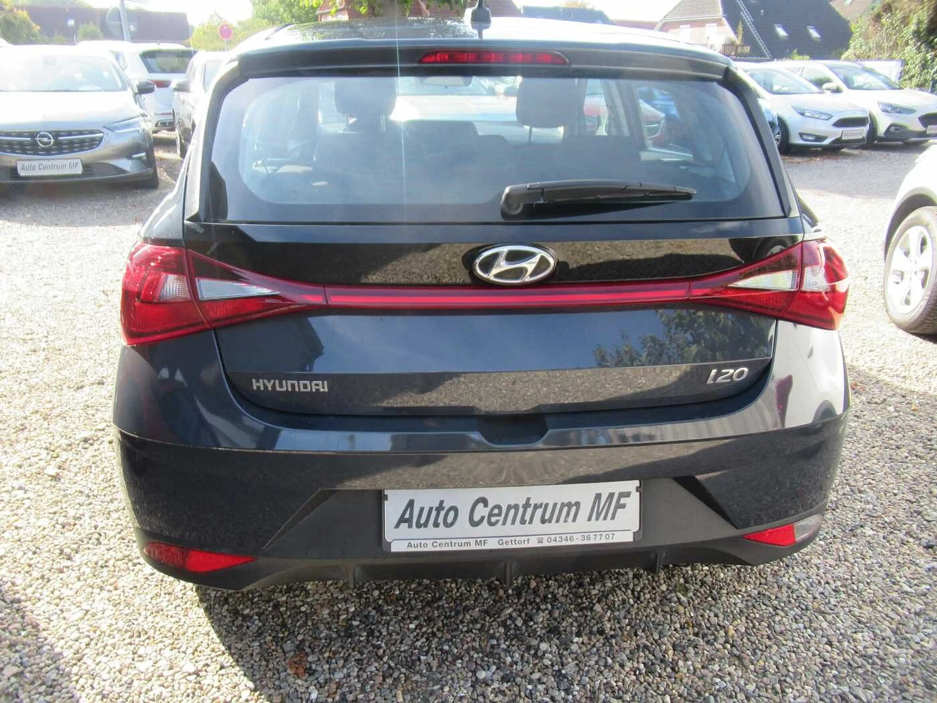 Hyundai i20 blue 1.2 Pure — photo 5