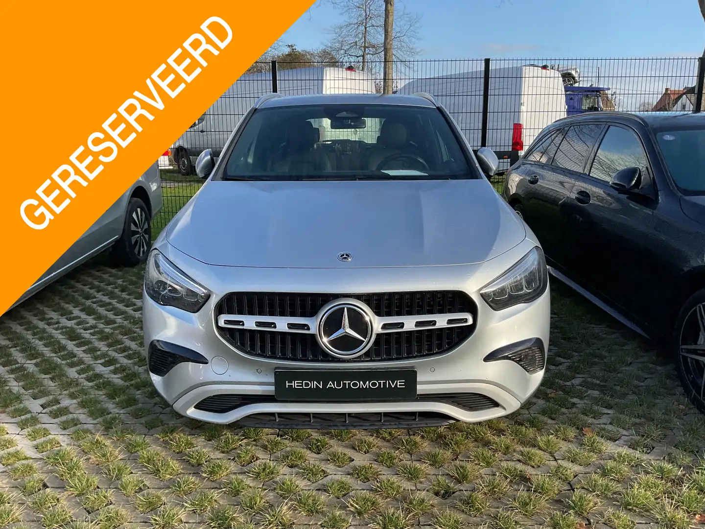 Mercedes-Benz GLA 180 Essential Line | Verwarmde Zetels | Achteruitrijca Argent - 1