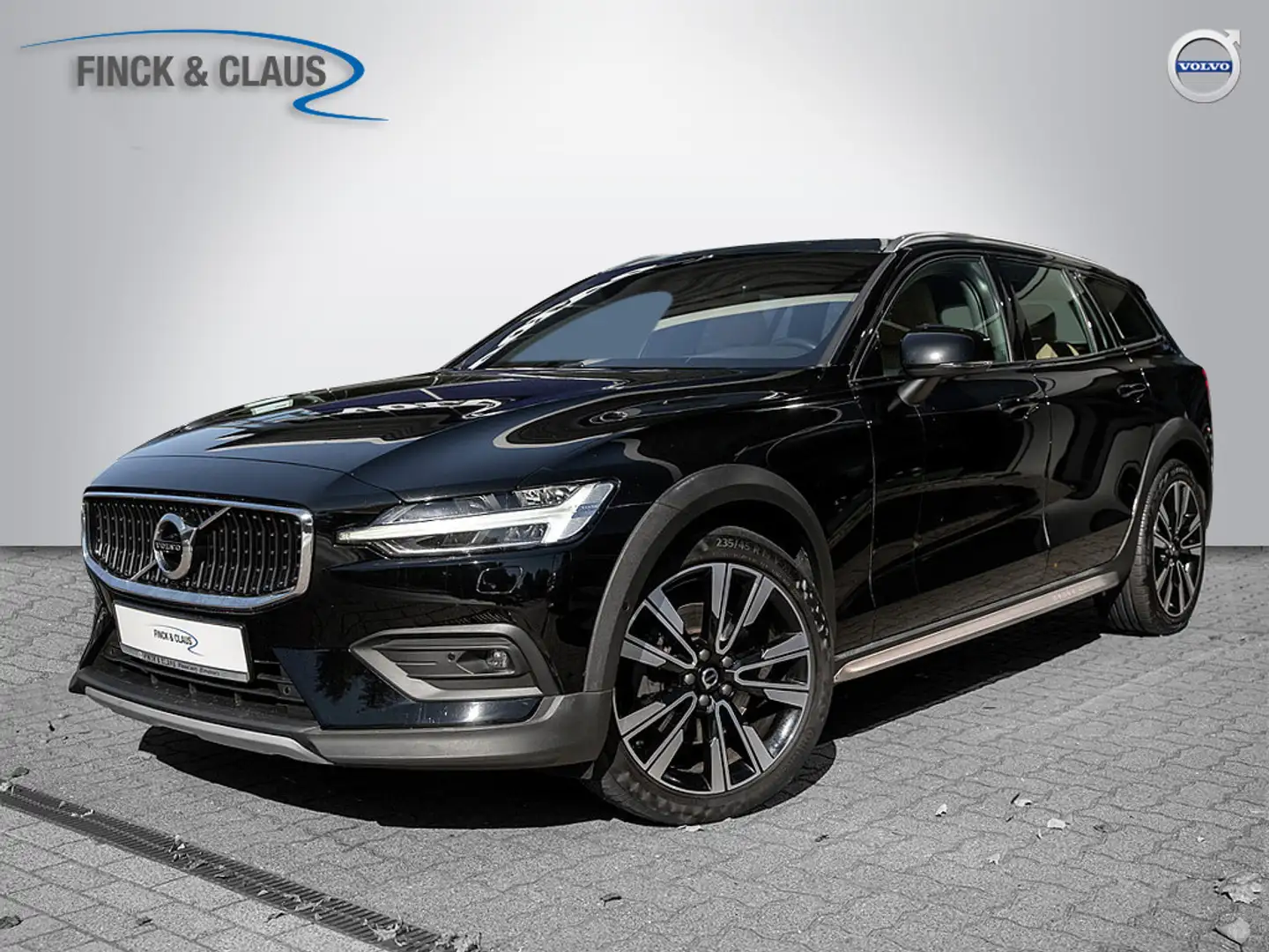 Volvo V60 Cross Country B4 AWD Pro Schwarz - 1