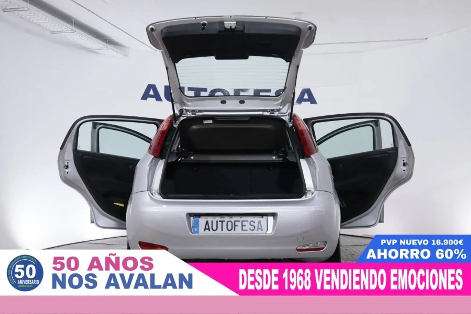 Fiat Punto 1.2 Easy 49kW Gris - 2