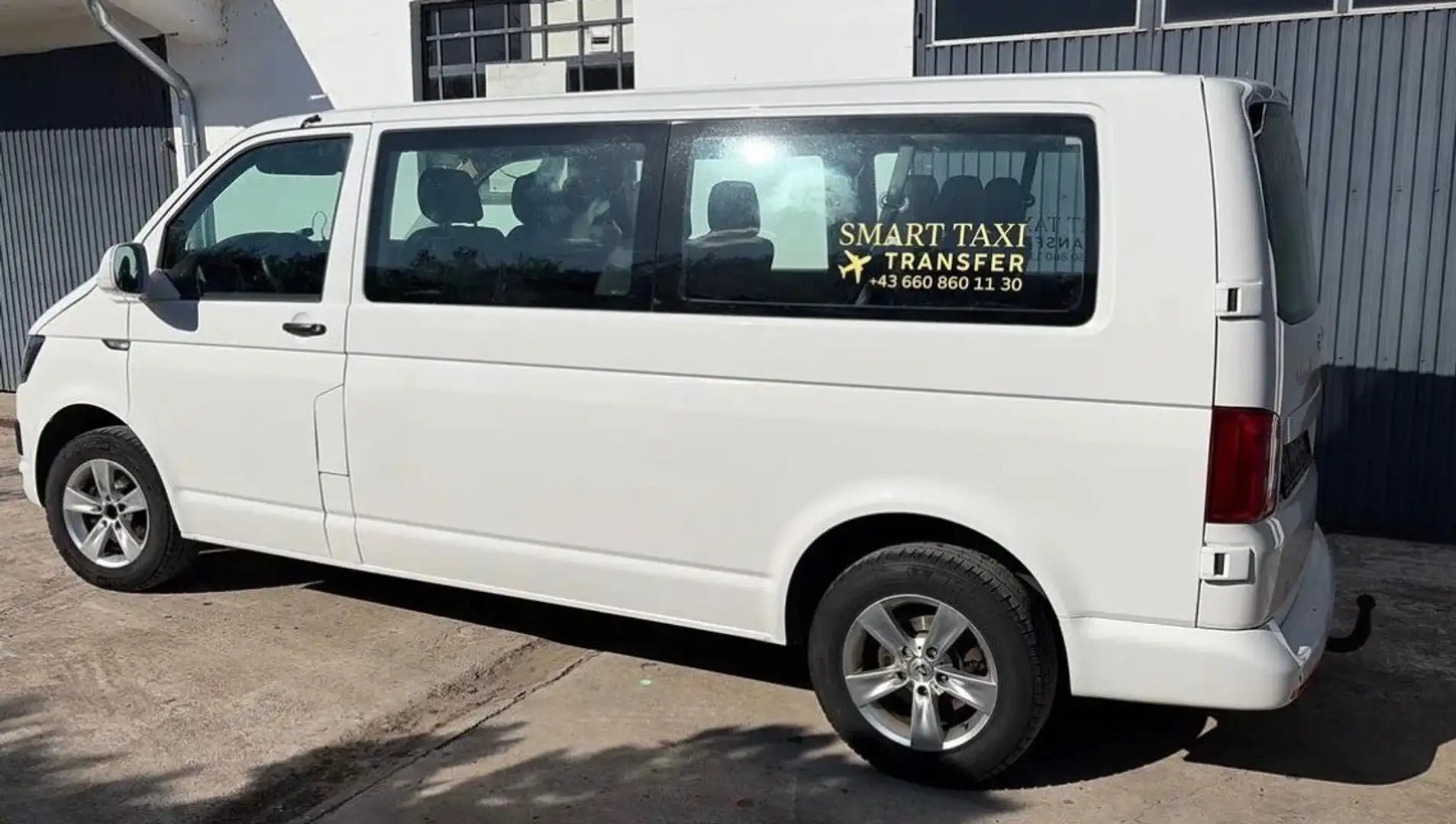 Volkswagen T6 Caravelle Caravelle Comfortline 2,0 TDI 4Motion BMT Comfortline Weiß - 2