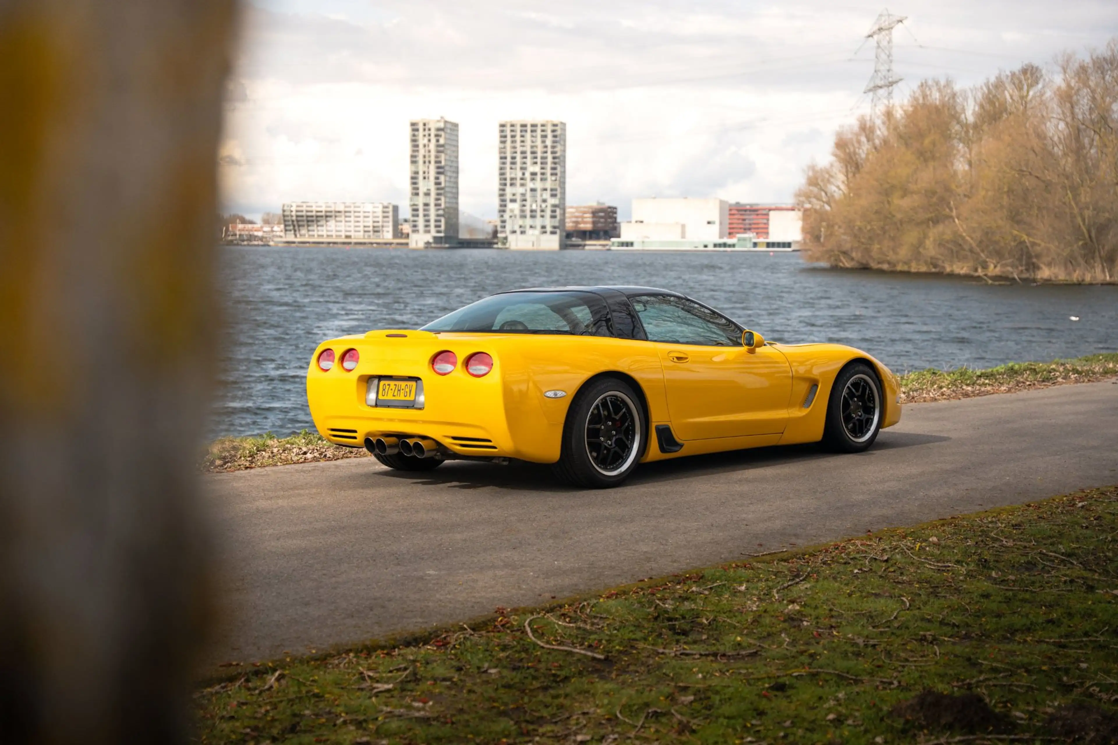 Chevrolet Corvette USA 5.7 Convertible 50th Anniversary — photo 20