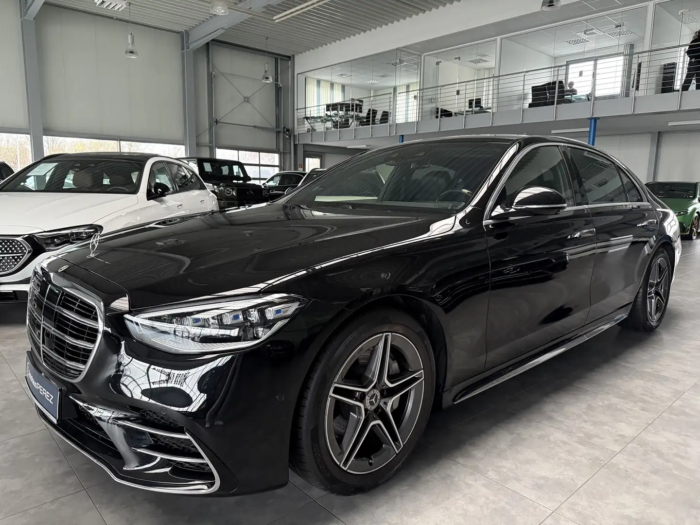 Mercedes-Benz S 450 4M L AMG MBUX HIGH END FOND - MULTIKONTUR! Schwarz - 2