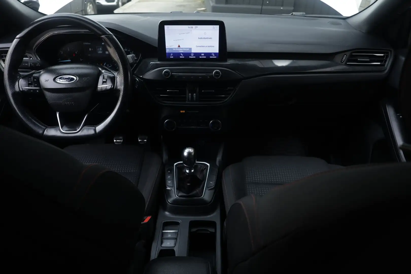 Ford Focus Ford Focus 1.5 EcoBlue 120 CV SW ST Line Unicopro Bílá - 2