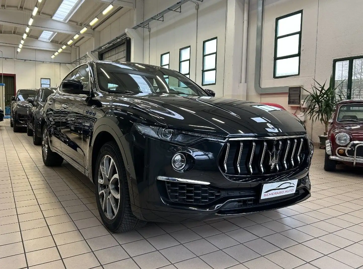 Maserati Levante MHEV 330 CV AWD GT Nero - 2