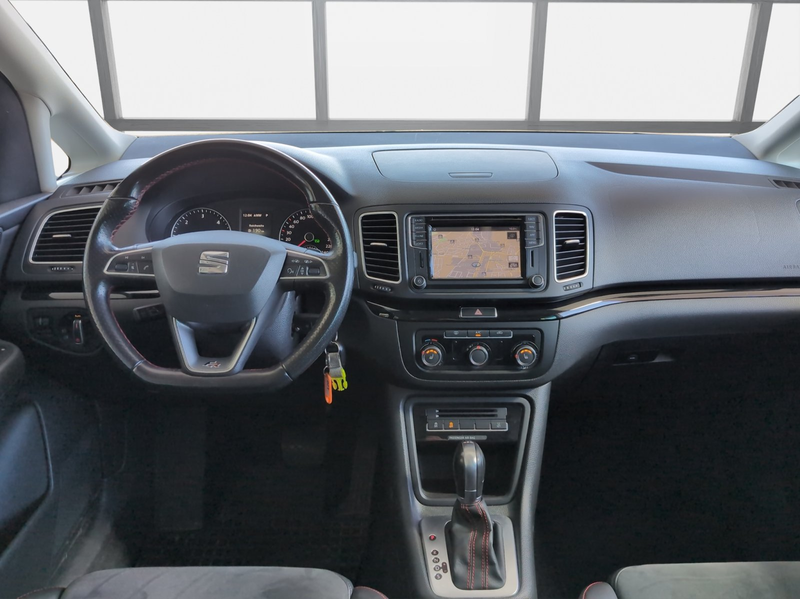 SEAT Alhambra 2.0 TDI 4D FR-Line/StHzg./AHK/DAB/Kamera — photo 10