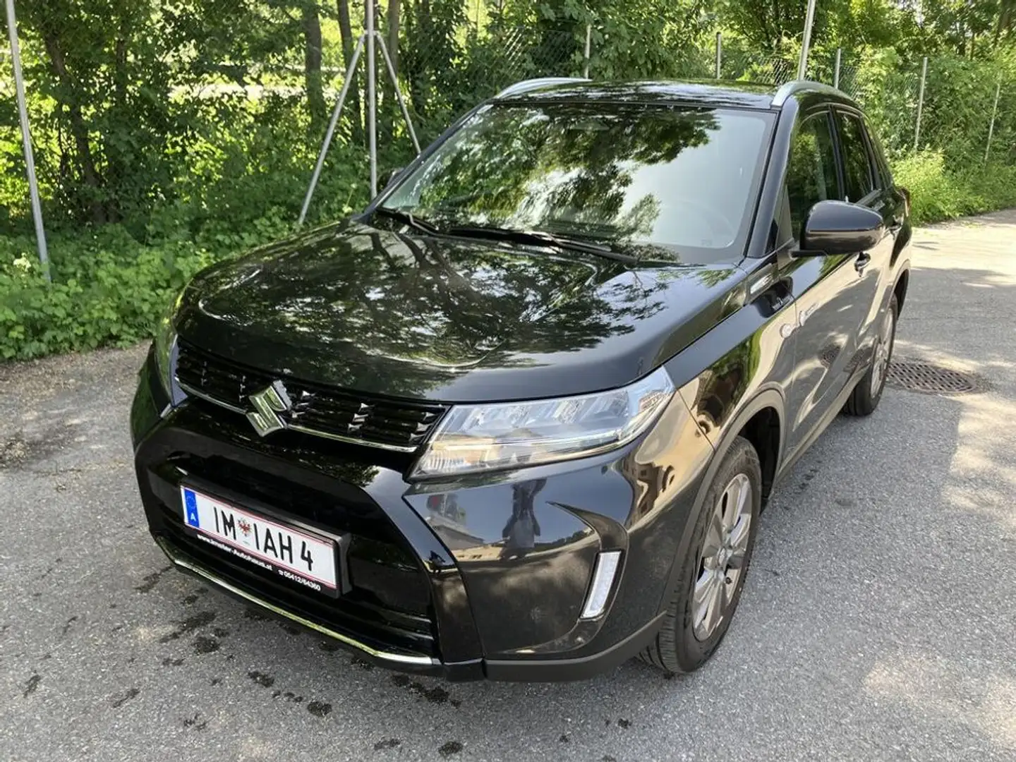 Suzuki Vitara 1,5 Hybrid ALLGRIP 6AGS shine Negro - 1