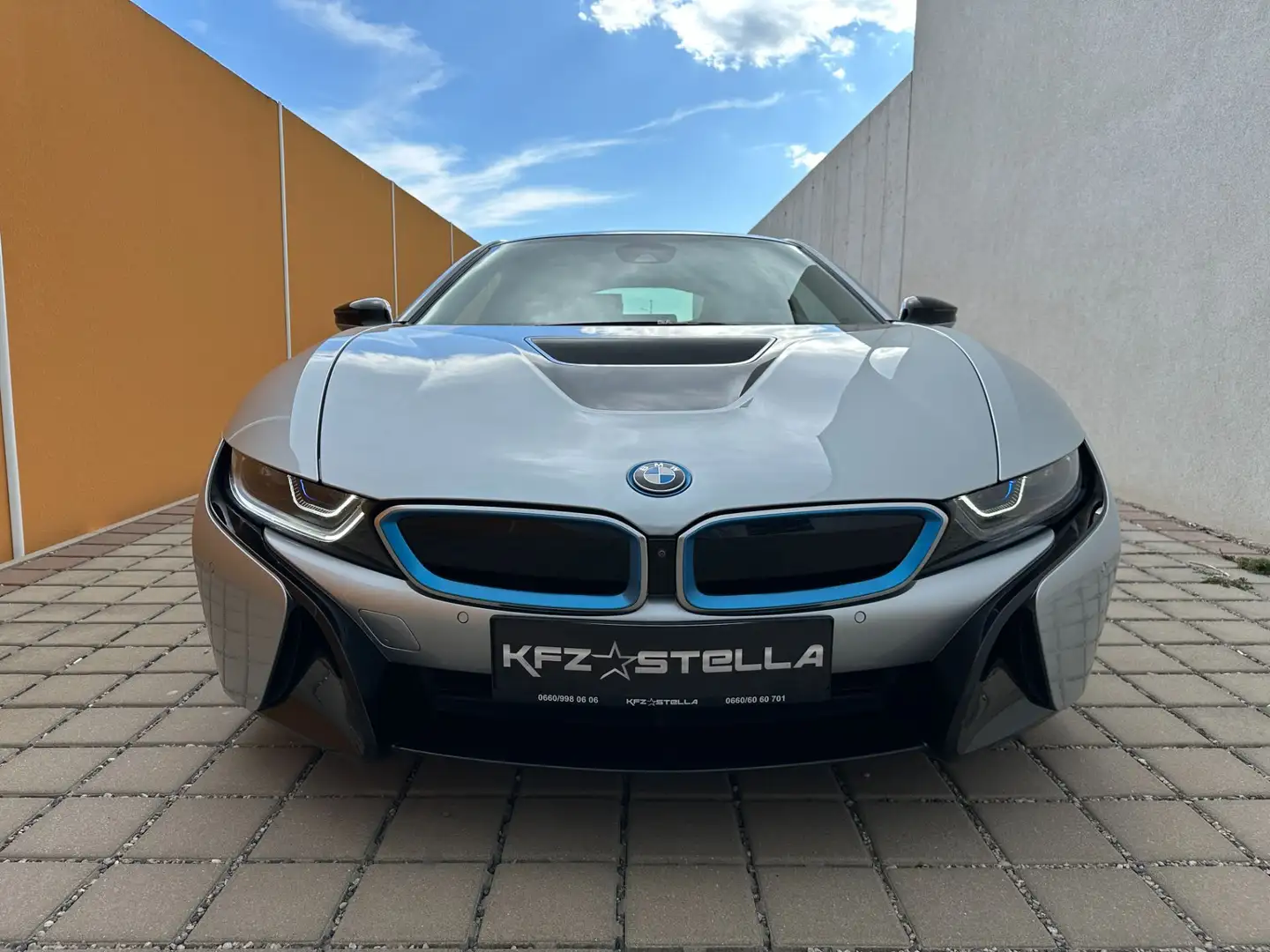 BMW i8 PHEV Plug in Hybrid Range Extender *MEGA* - 2