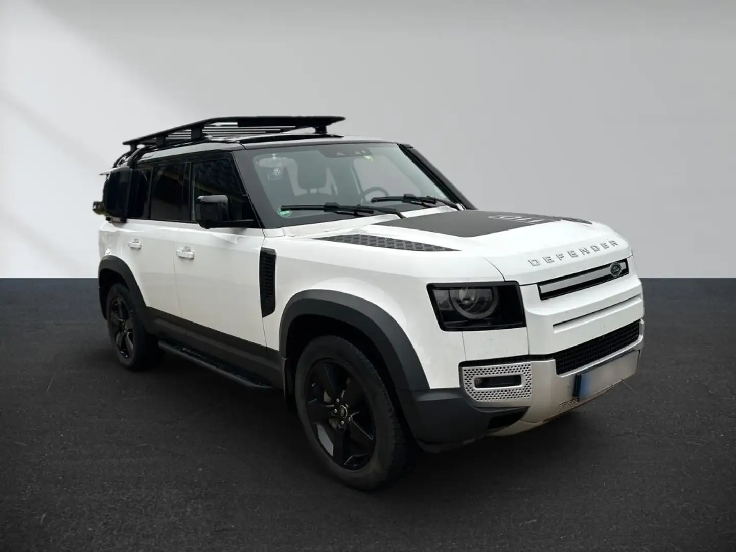 Land Rover Defender 110 D300 HSE - 2