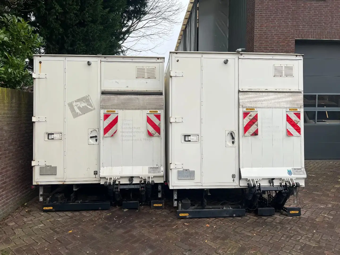 Mercedes-Benz Sprinter 8X Meubelbak met laadklep 750 kg BJ. 2019 / 2020 Wit - 1